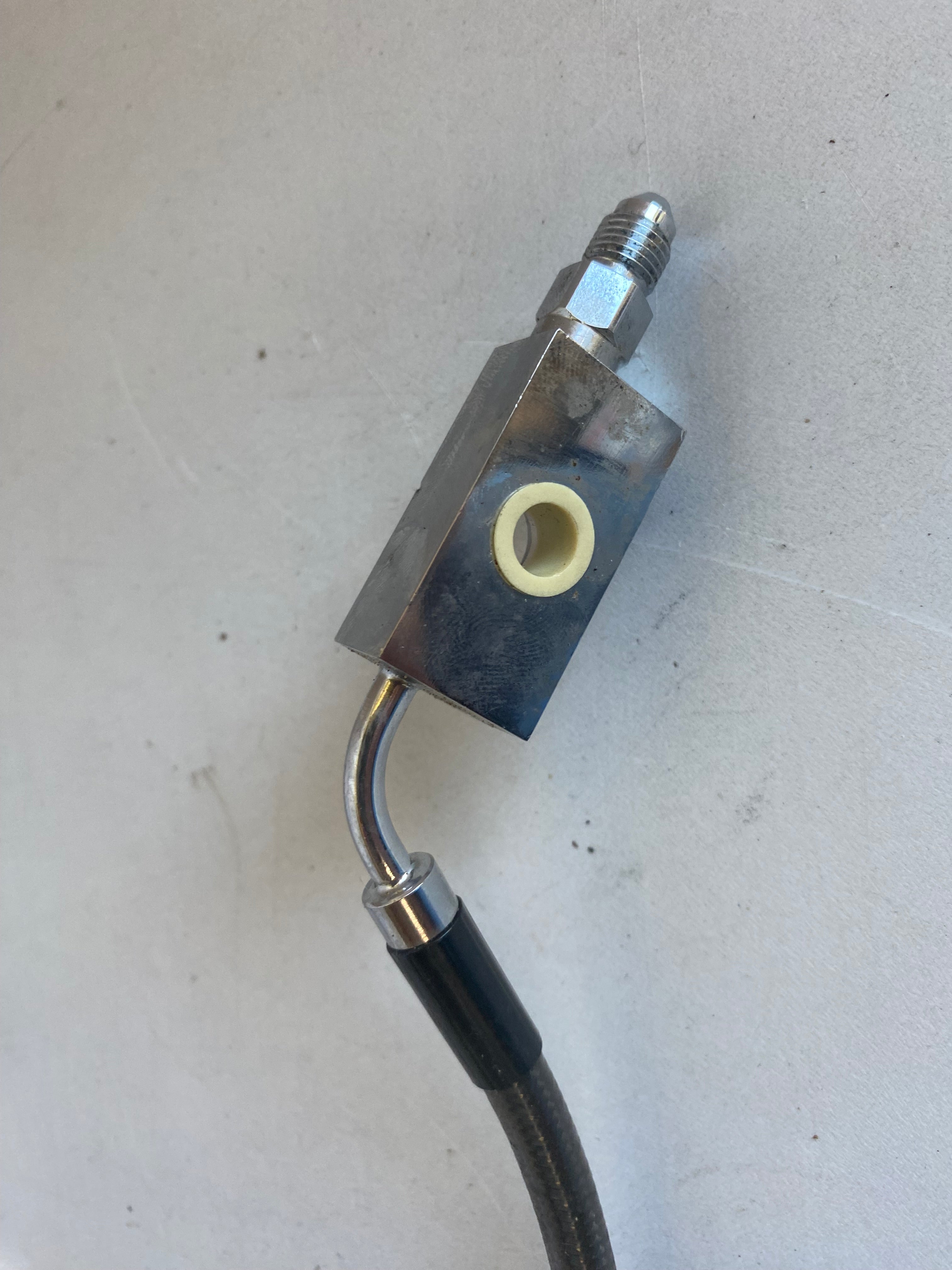 Durite de frein inférieur avant ABS Sportster Harley Davidson