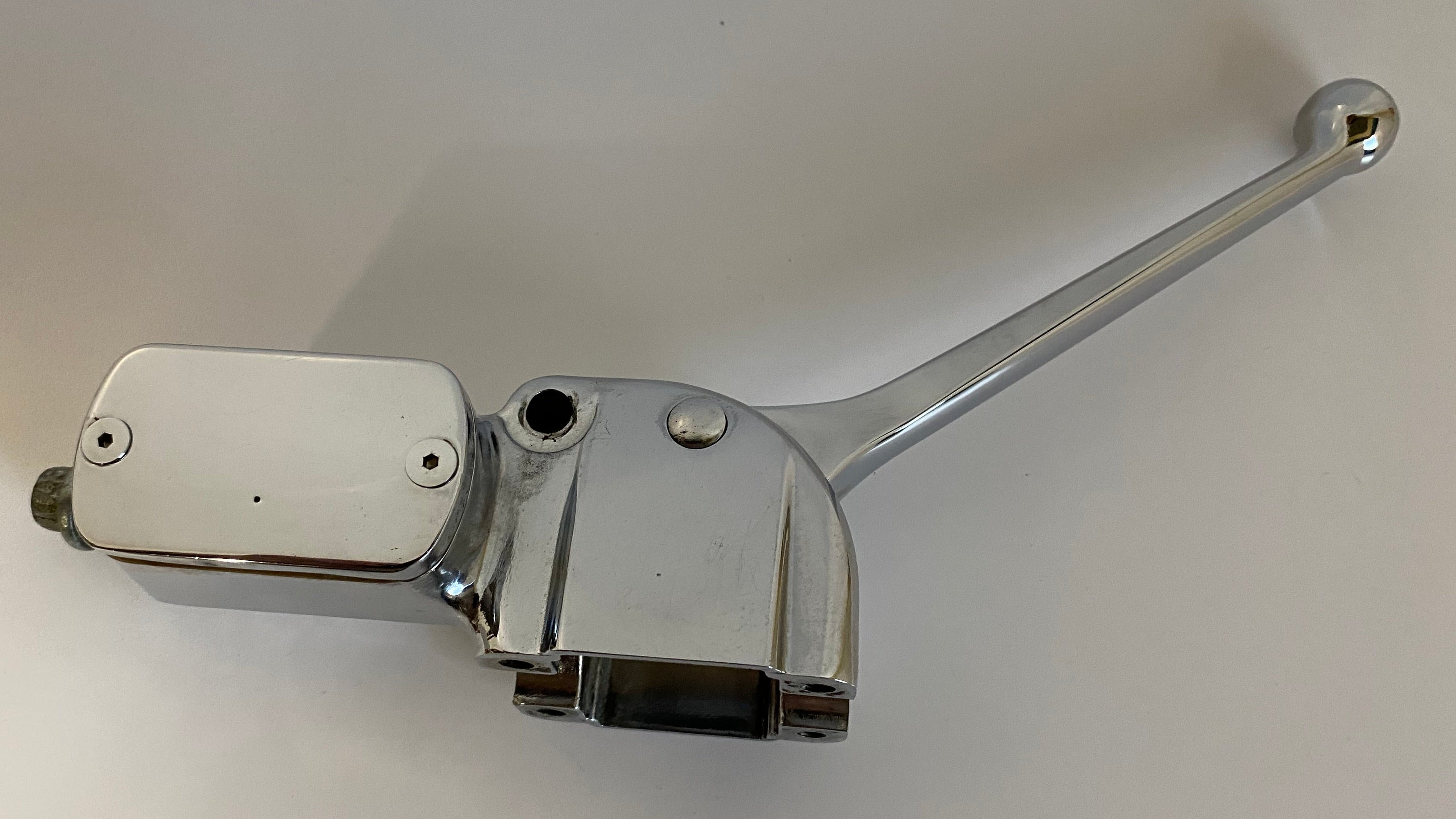 Maitre cylindre de frein avant chromé Shovelhead Harley Davidson REF 45010-73