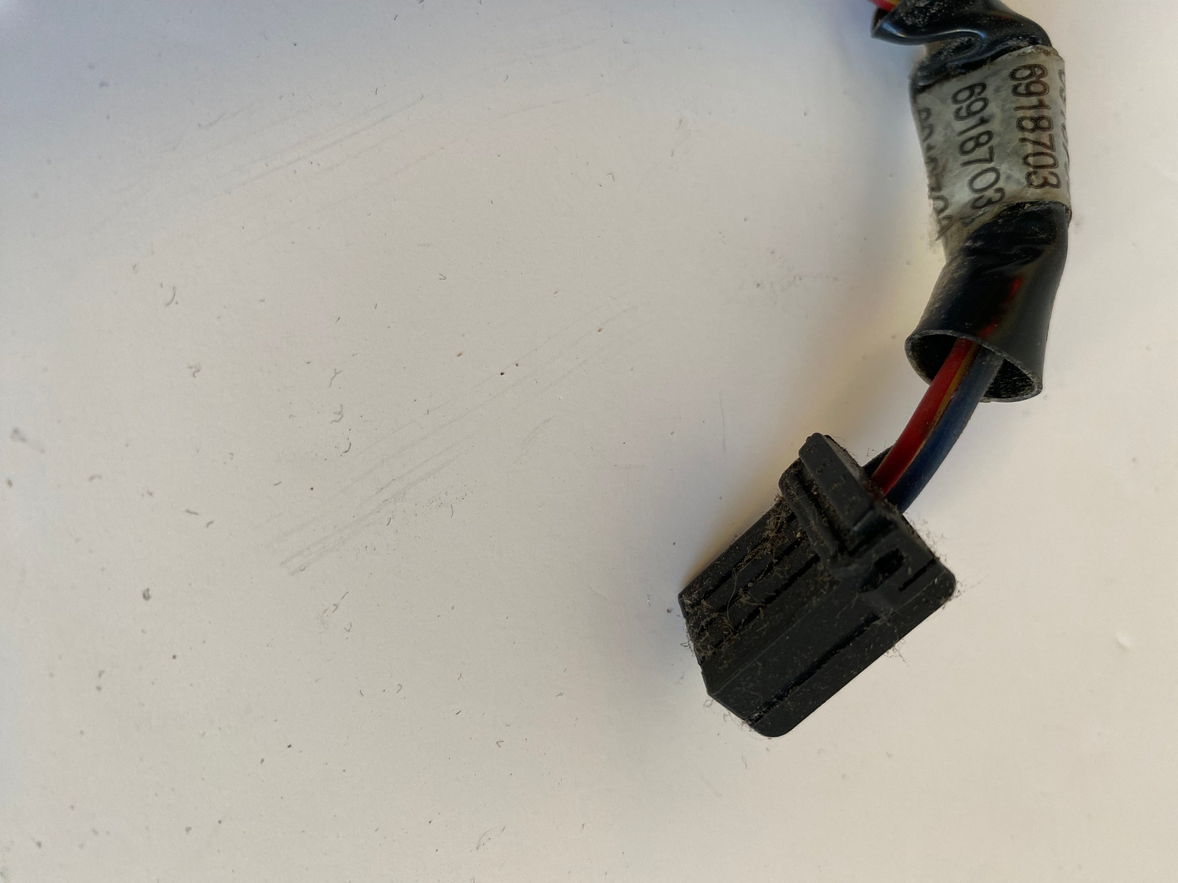 Douille de feu arrière Harley Davidson REF OEM 69187-03A