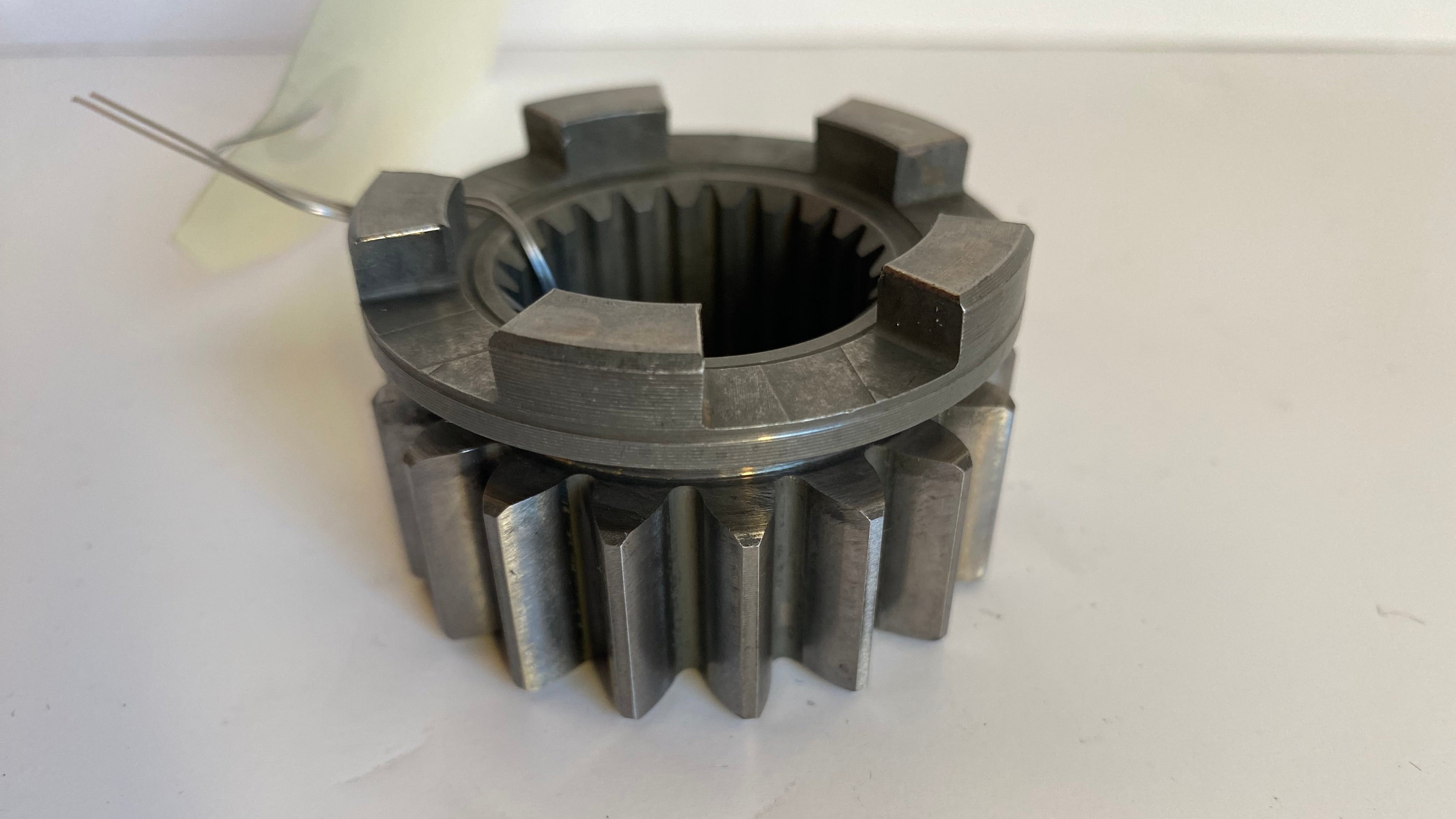 Pignon 1° vitesse arbre principal Big Twin 5 vitesses Harley Davidson REF OEM 35025-79B