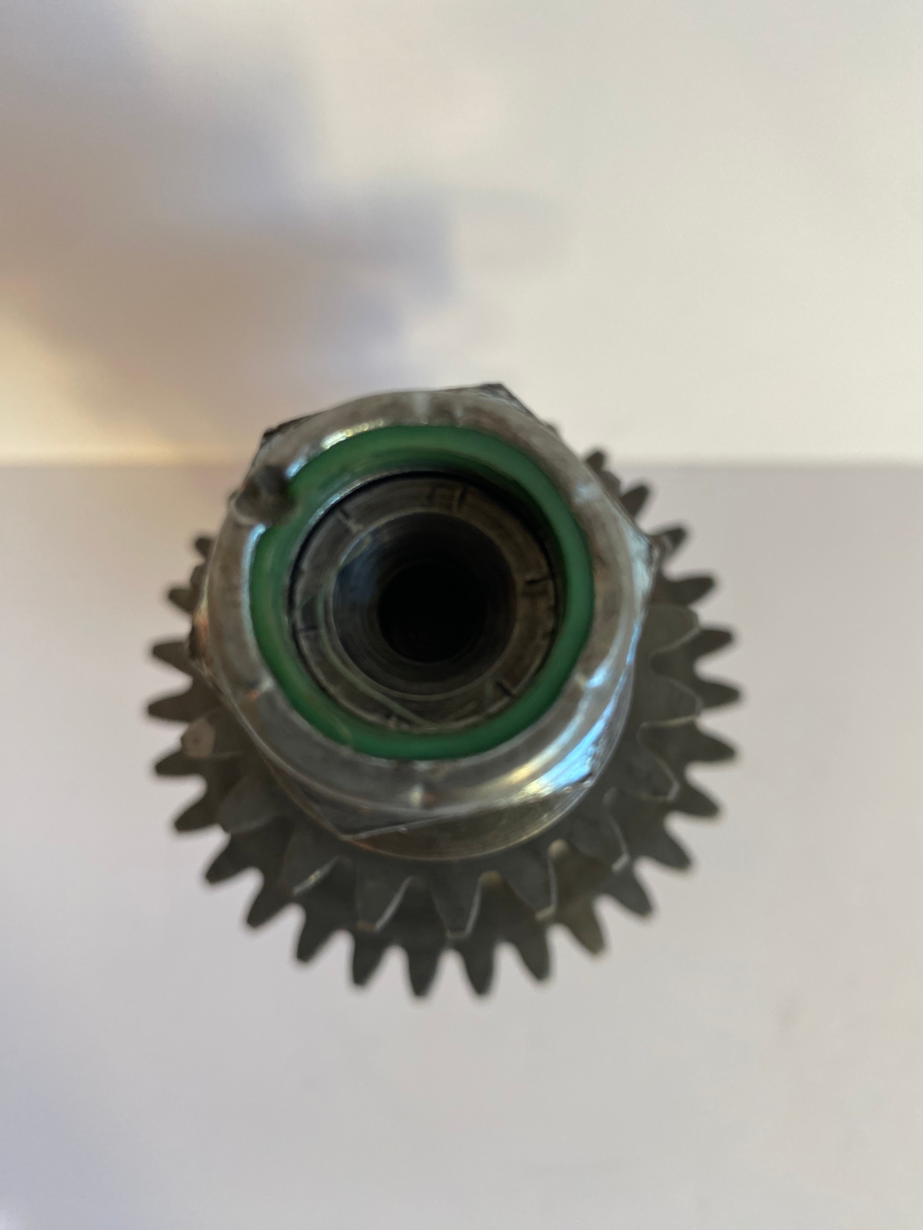 Arbre secondaire boite a 5 vitesses Harley Davidson REF OEM 35632-79