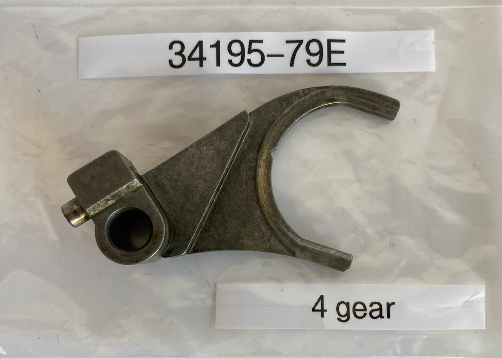 Fourchette 4° vitesses Harley Davidson REF OEM 34195-79E