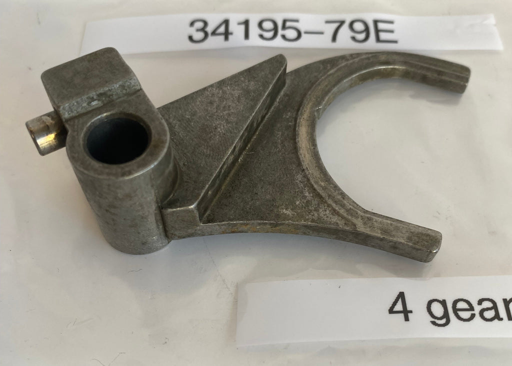 Fourchette 4° vitesses Harley Davidson REF OEM 34195-79E