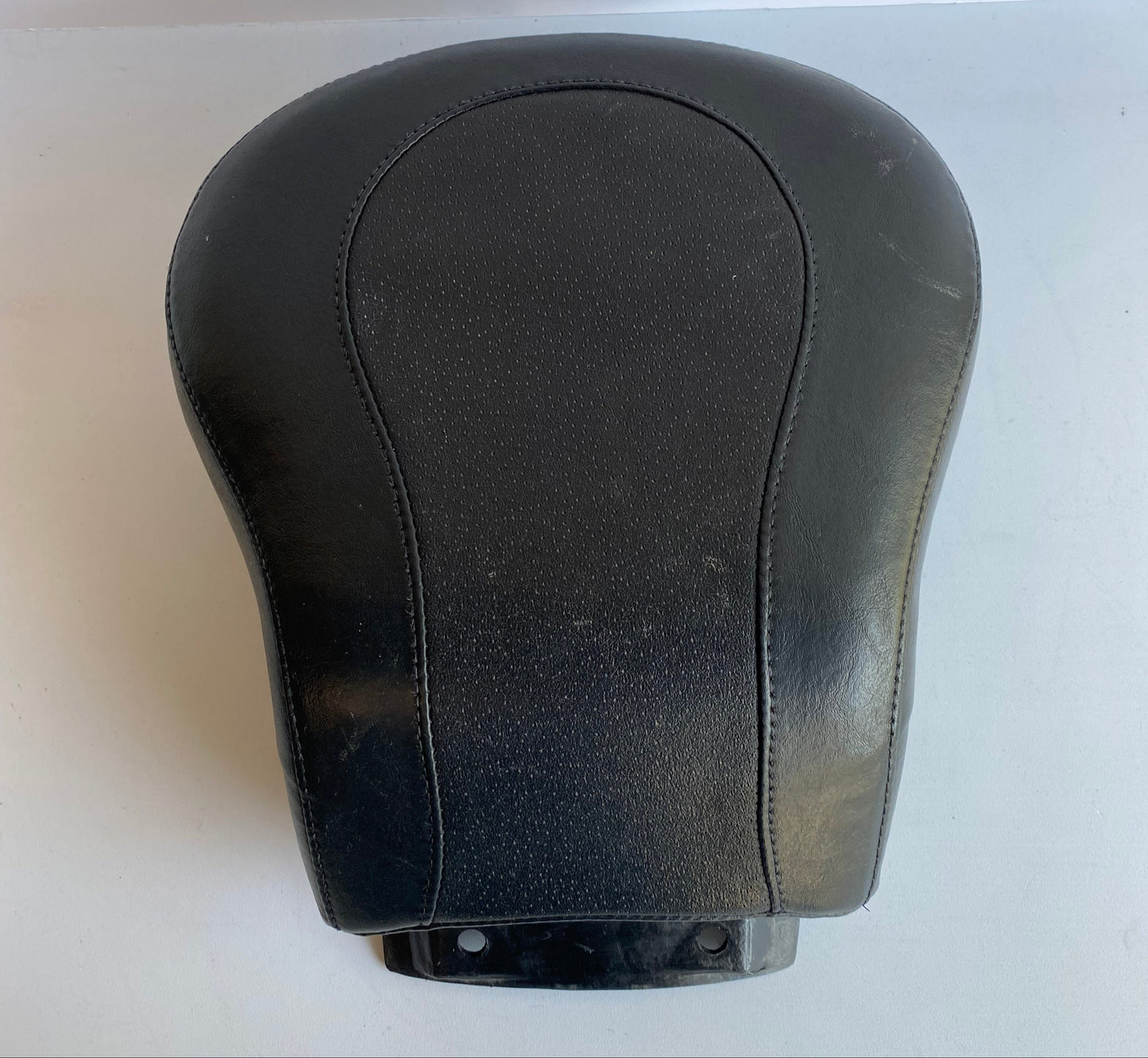 Selle passager Softail Fat Boy Harley Davidson REF OEM 52209-90C