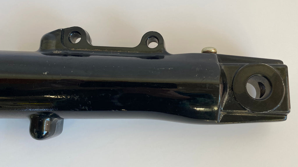Fourreau de fourche gauche Touring Harley Davidson REF OEM 46495-09