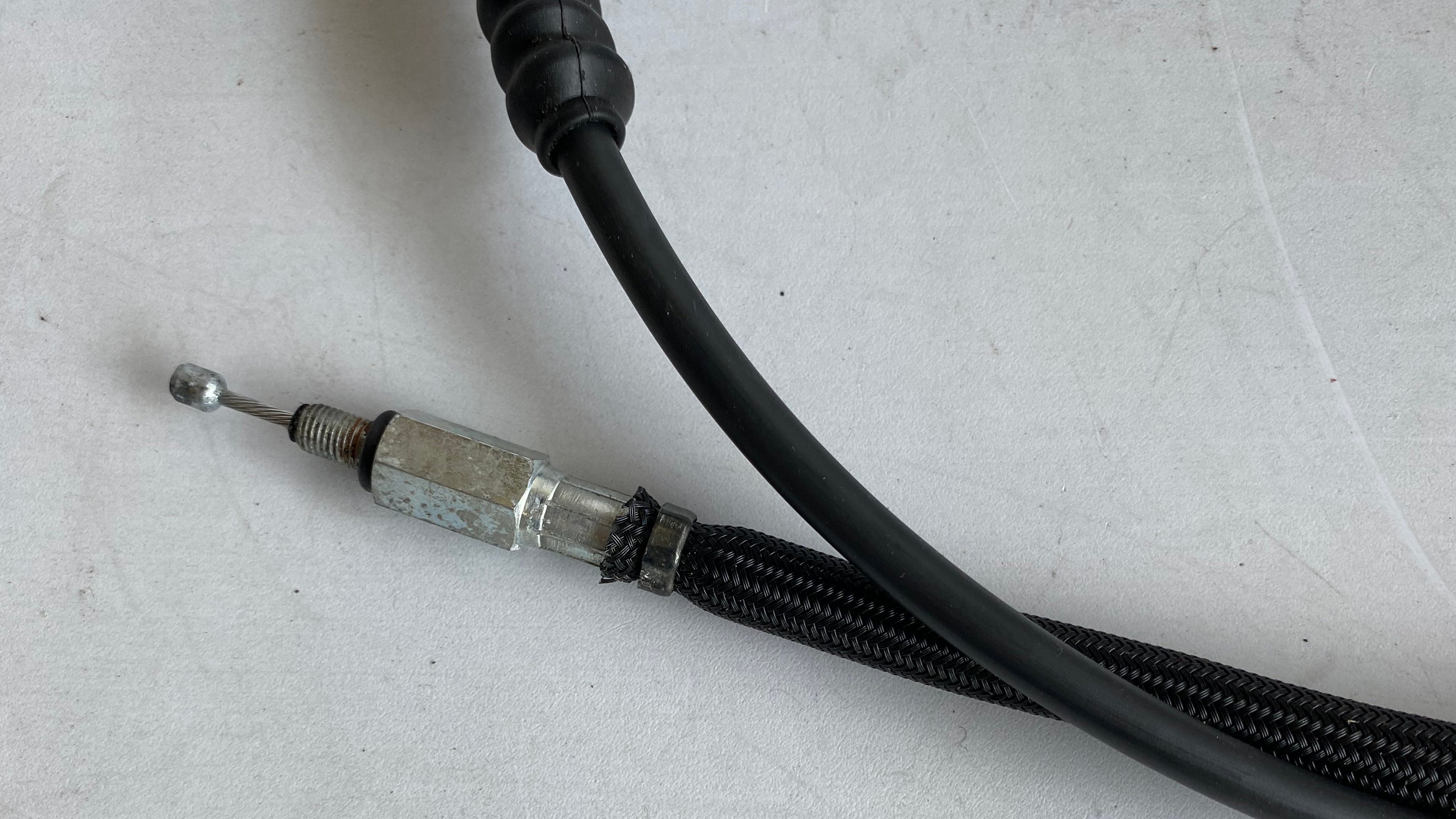 Cable embrayage 68 pouces 173 cm Harley Davidson REF 38767-06C