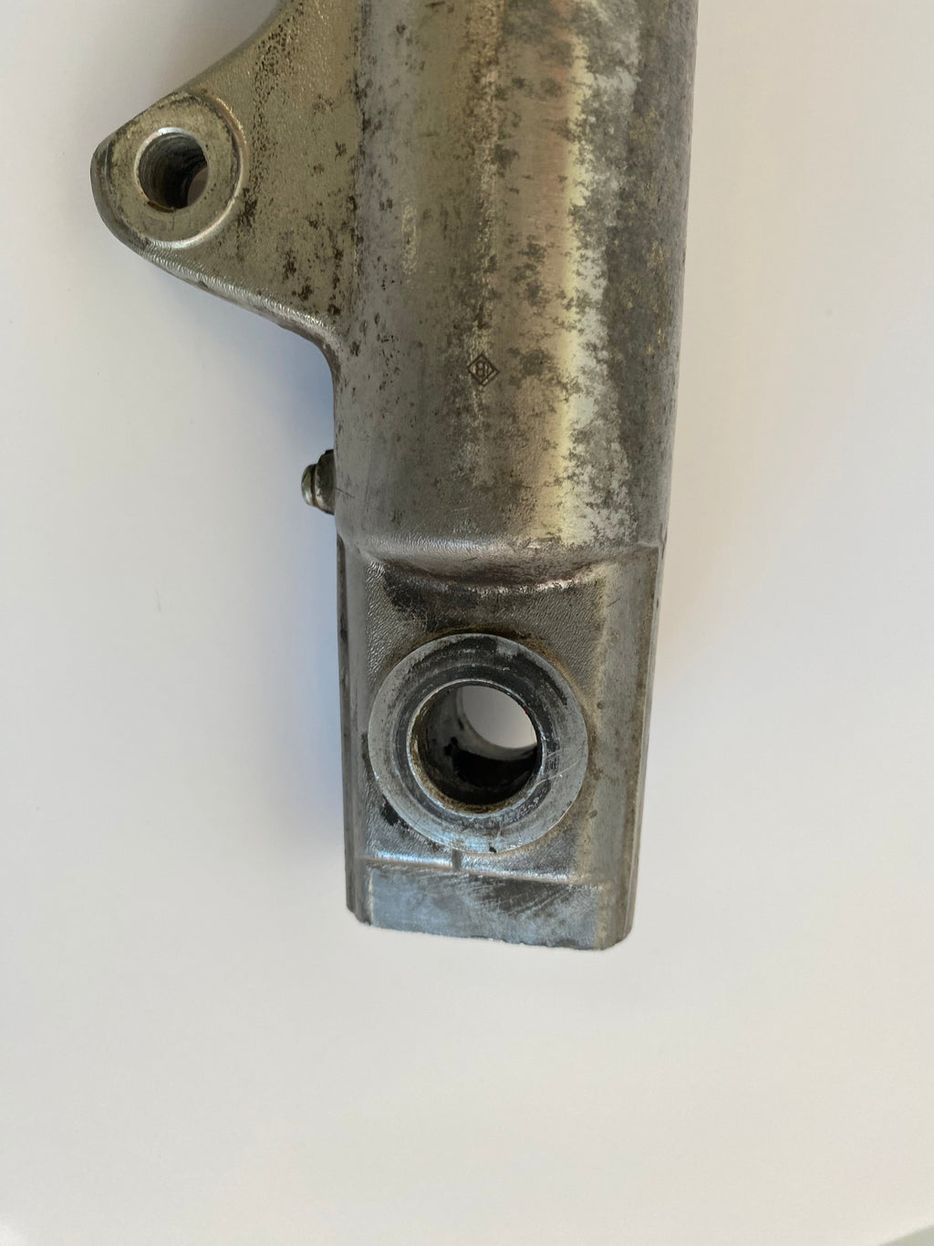 Fourreau de fourche gauche 39mm Harley Davidson REF OEM 45920-87