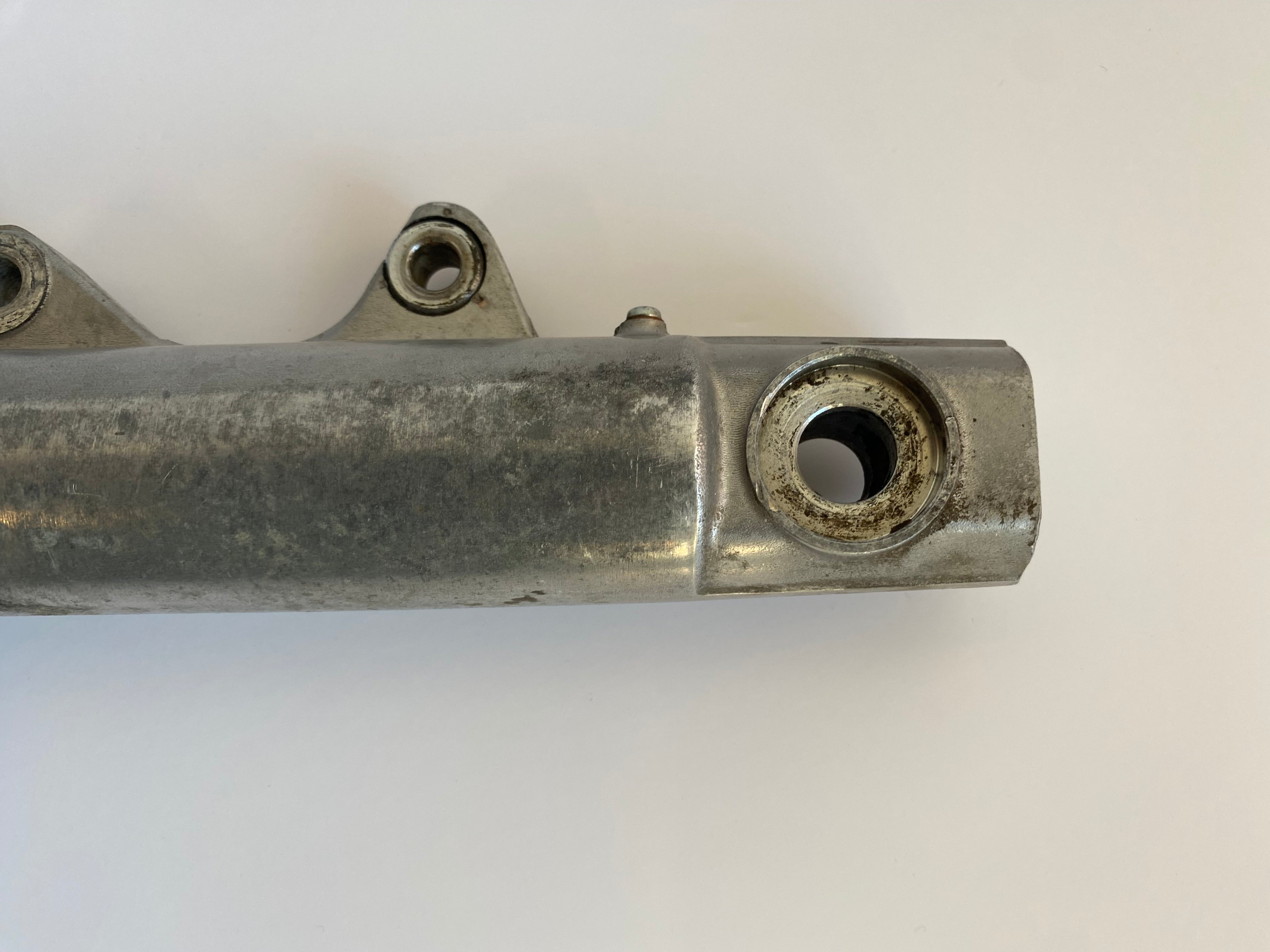 Fourreau de fourche gauche 39mm Harley Davidson REF OEM 45920-87