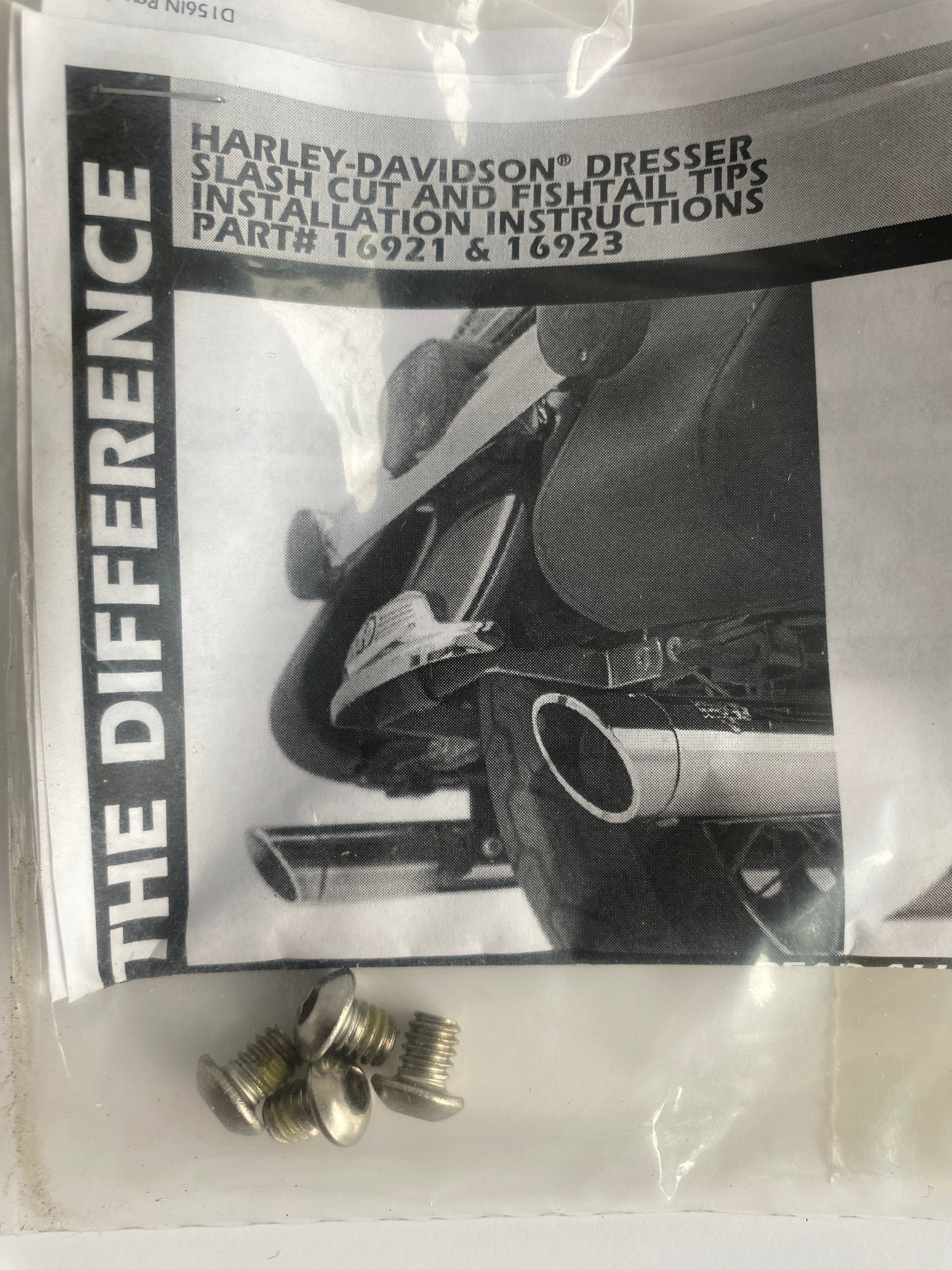 Vance &amp; Hines Chrome Slash Cut Harley Davidson Muffler Tips REF 1802-0011