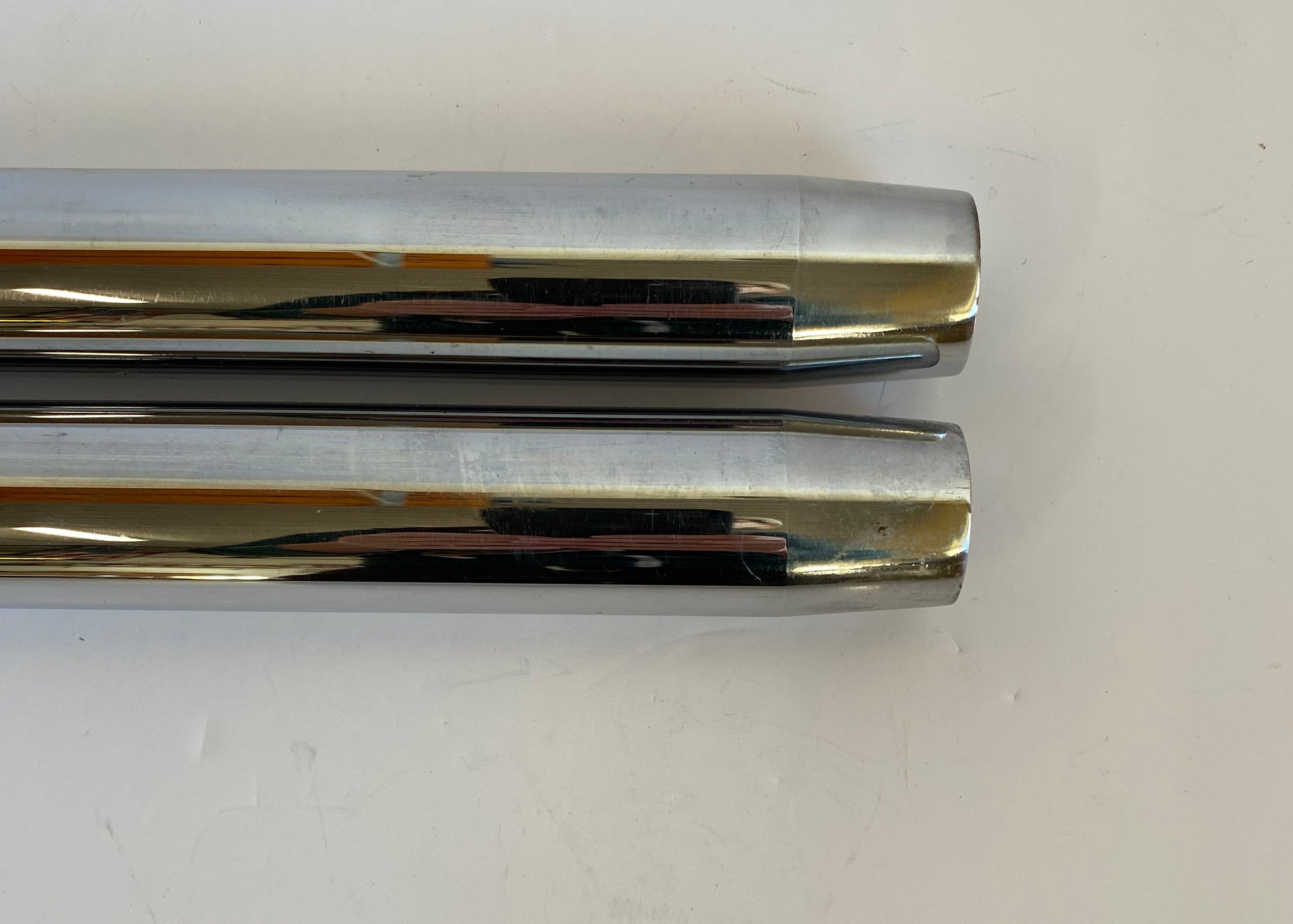 Jeu de tubes de fourche 35 mm x 27-1/4 pouces Harley Davidson REF MCS 965067