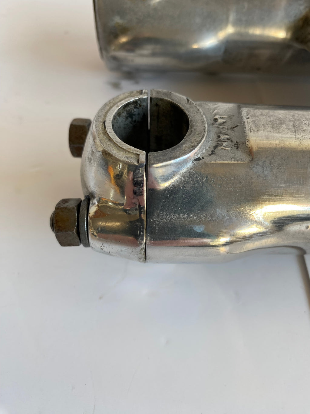 Jeu de fourreaux de fourche 35mm Kayaba Harley Davidson REF 45974-73 & 45976-73