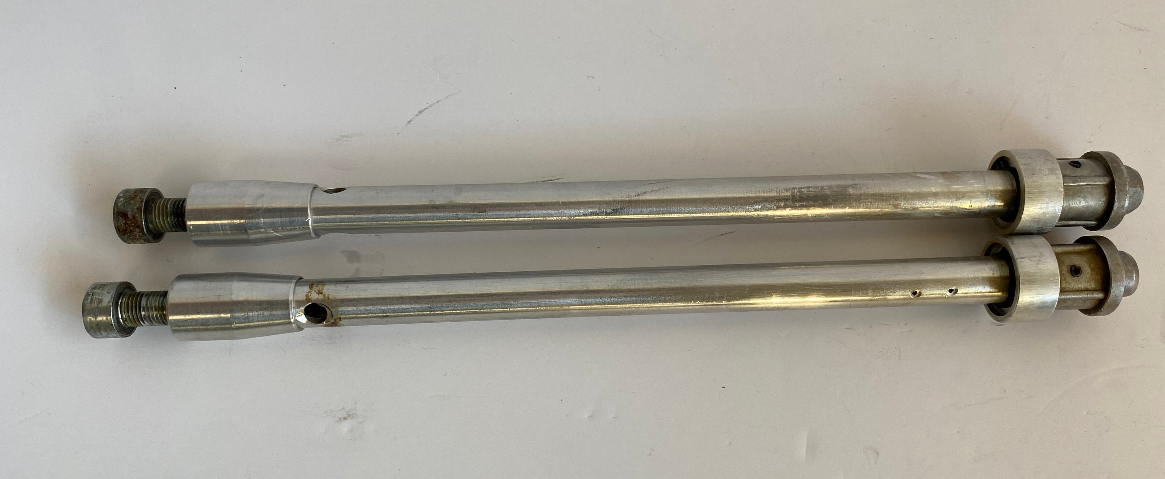 Jeu de plongeurs de fourche Kayaba Harley Davidson REF OEM 45980-73