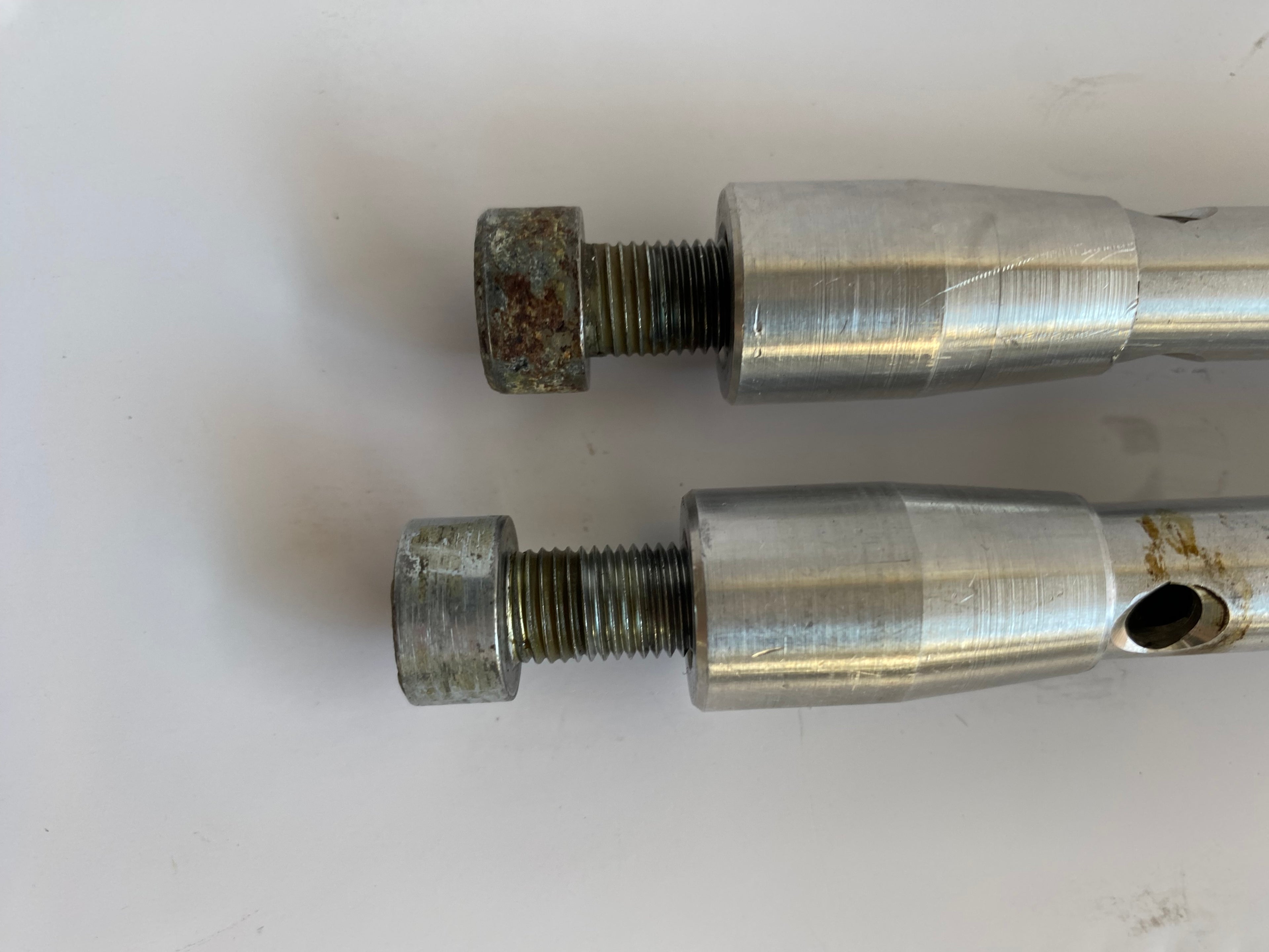 Jeu de plongeurs de fourche Kayaba Harley Davidson REF OEM 45980-73