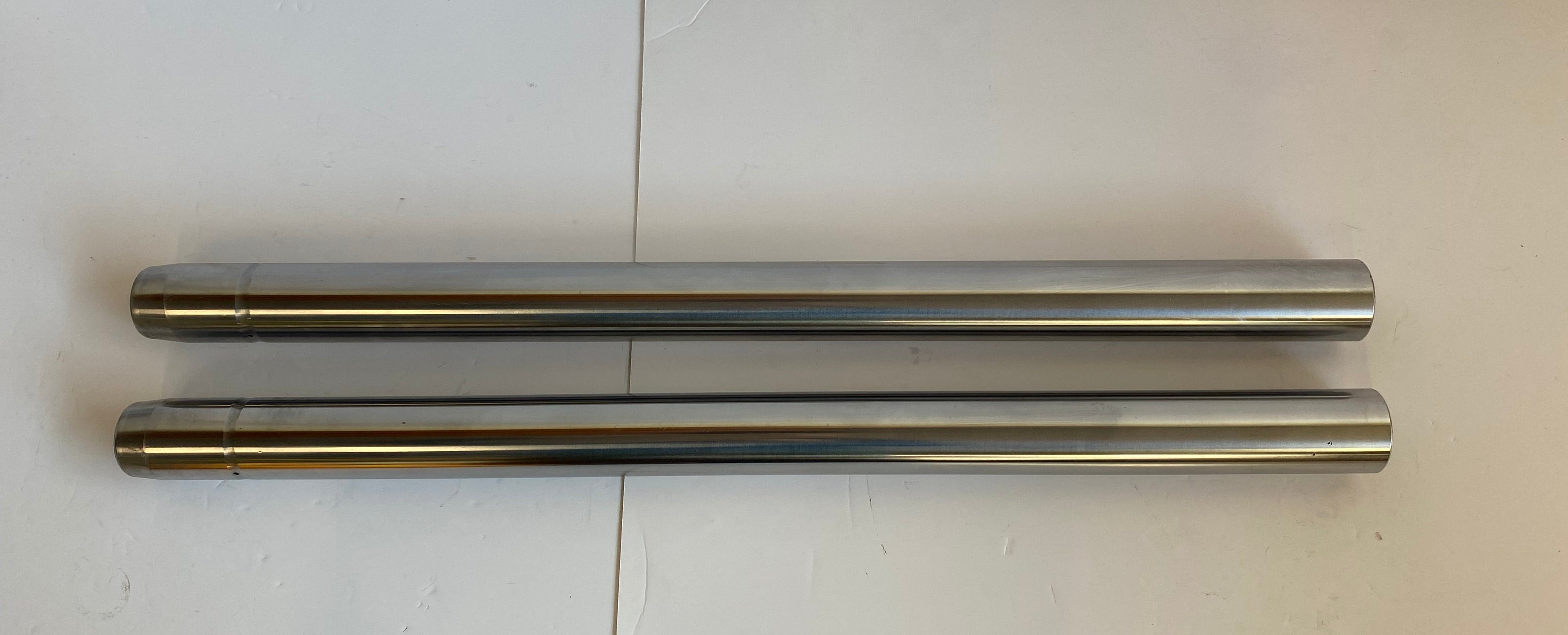 Jeu de 2 tubes de fourche 41 mm x 24-1/4 pouces Shovelhead Harley Davidson REF 45417-80