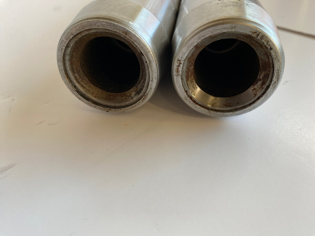 Jeu de 2 tubes de fourche 41 mm x 24-1/4 pouces Shovelhead Harley Davidson REF 45417-80