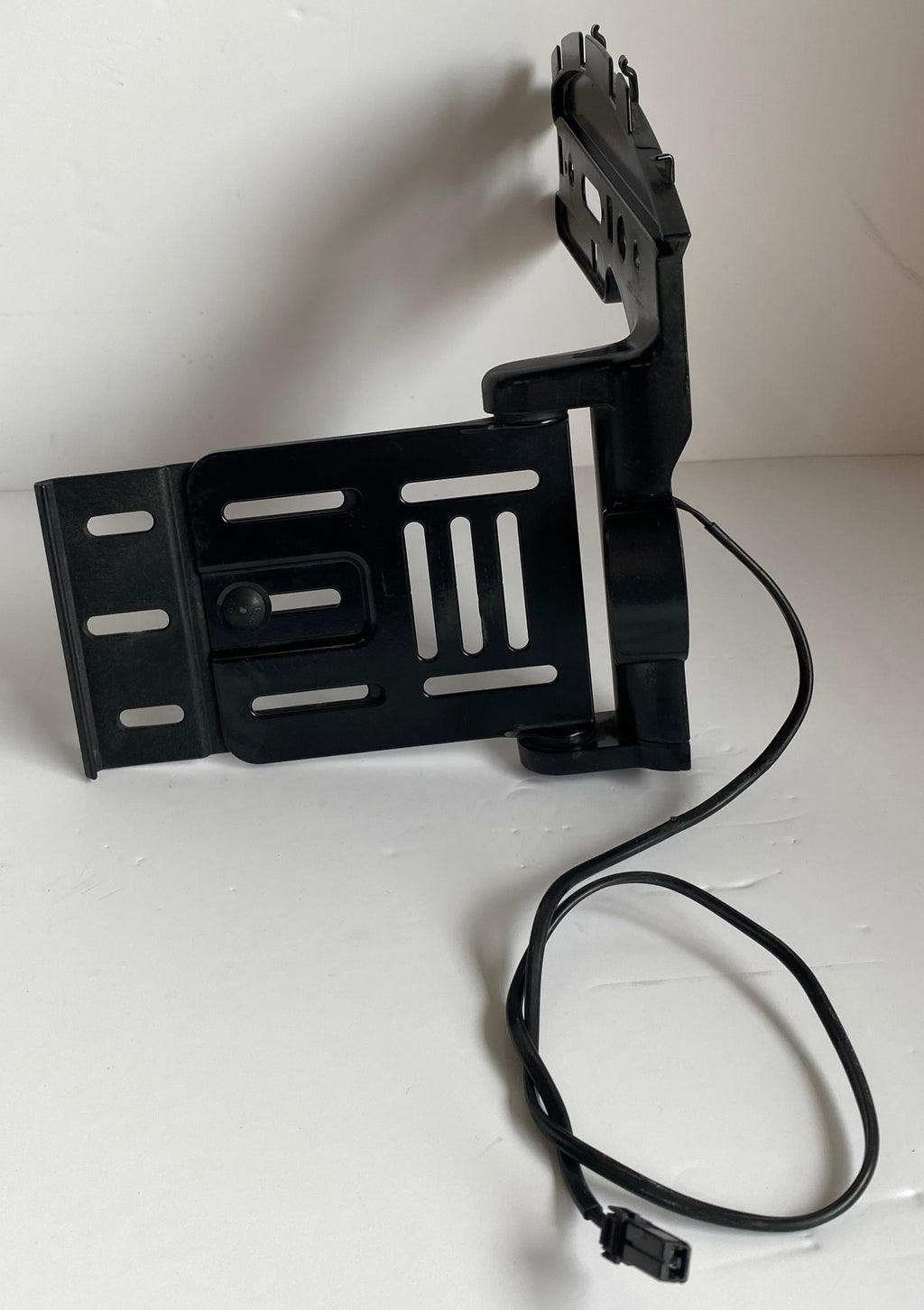 Support de plaque immatriculation latérale Sportster noir Harley Davidson REF OEM 67900155