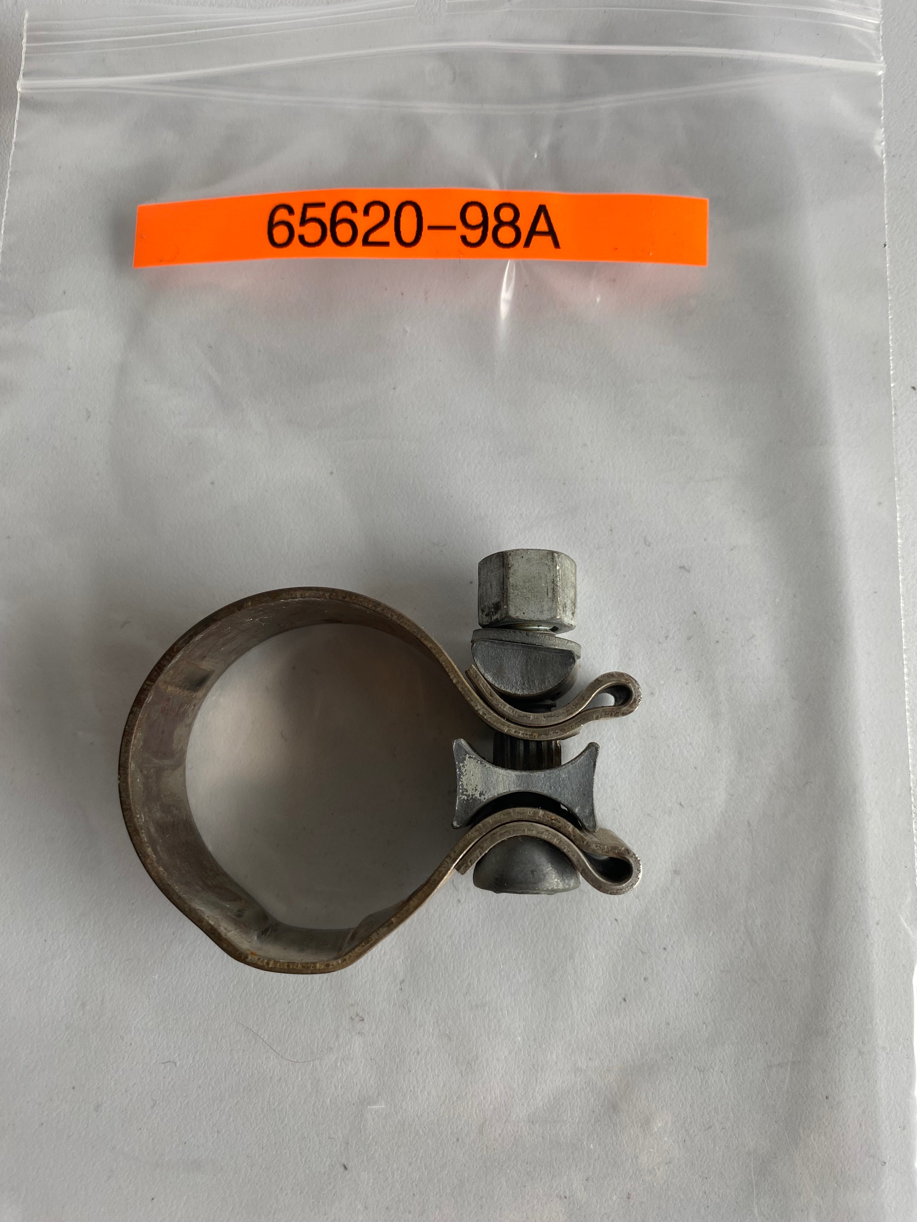 Harley Davidson Touring Rear Exhaust Manifold Clamp REF OEM 65620-98A