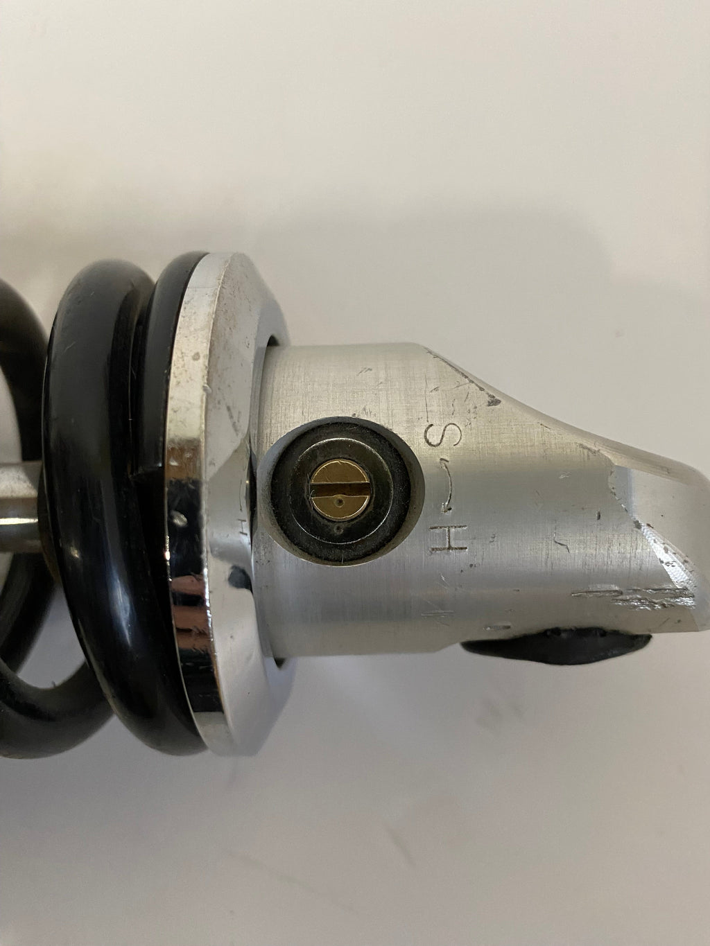 Amortisseur gauche Dyna Sport Harley Davidson REF OEM 54633-00