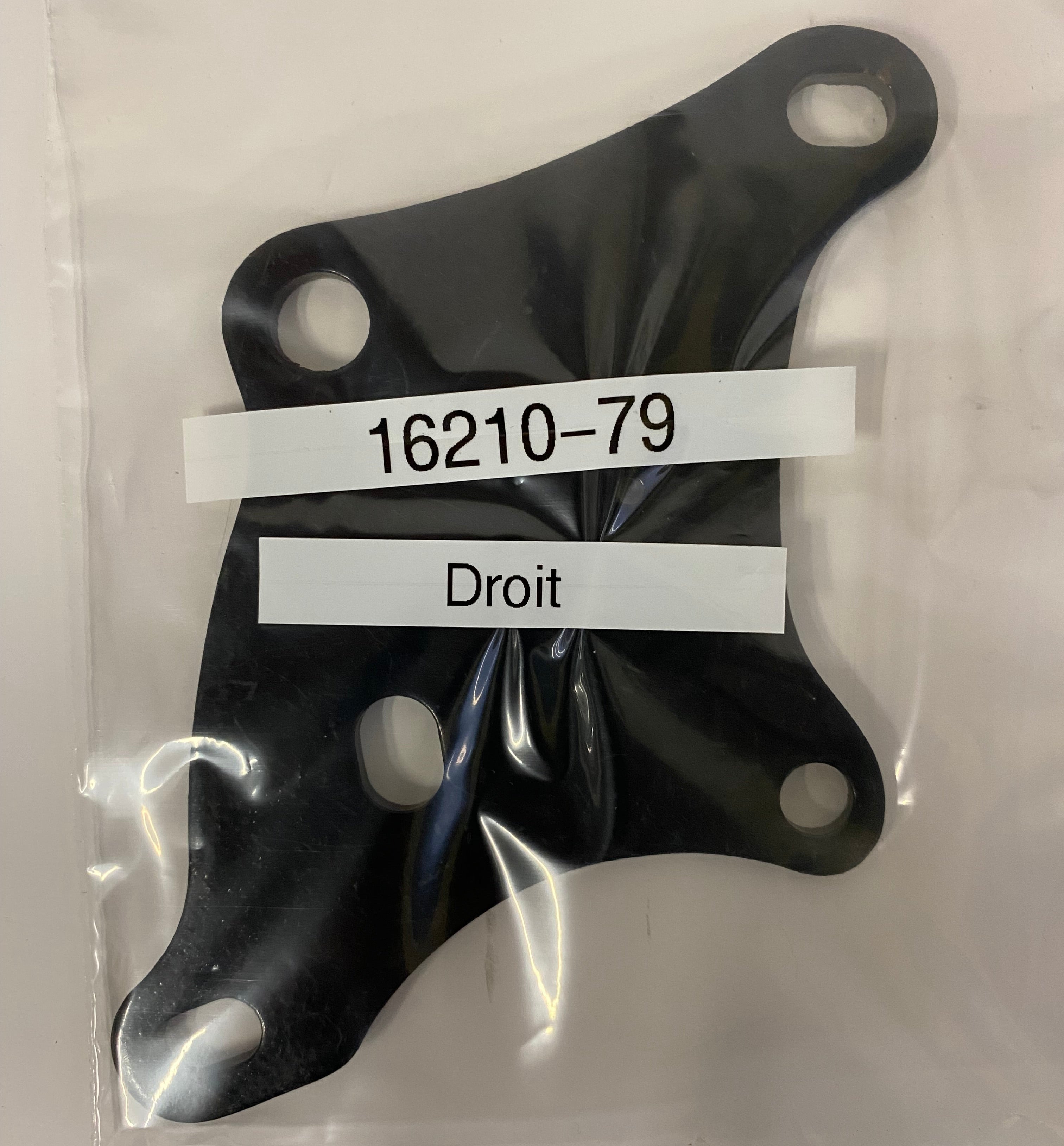 Support moteur avant inférieur Sportster Harley Davidson REF OEM 16210-79