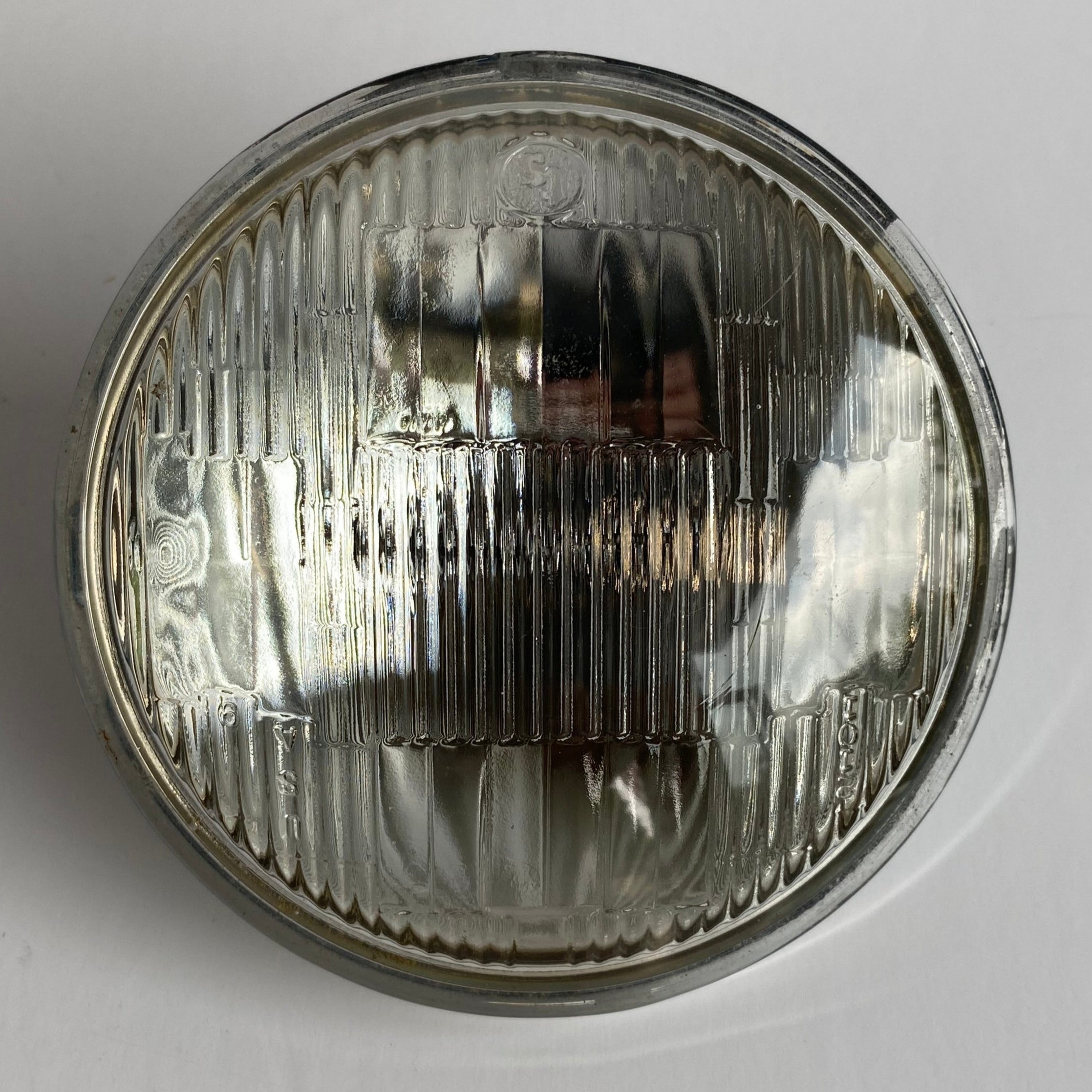 Optique 4-1/2 passing lamp sealed beam 12V Harley Davidson REF OEM 68674-69