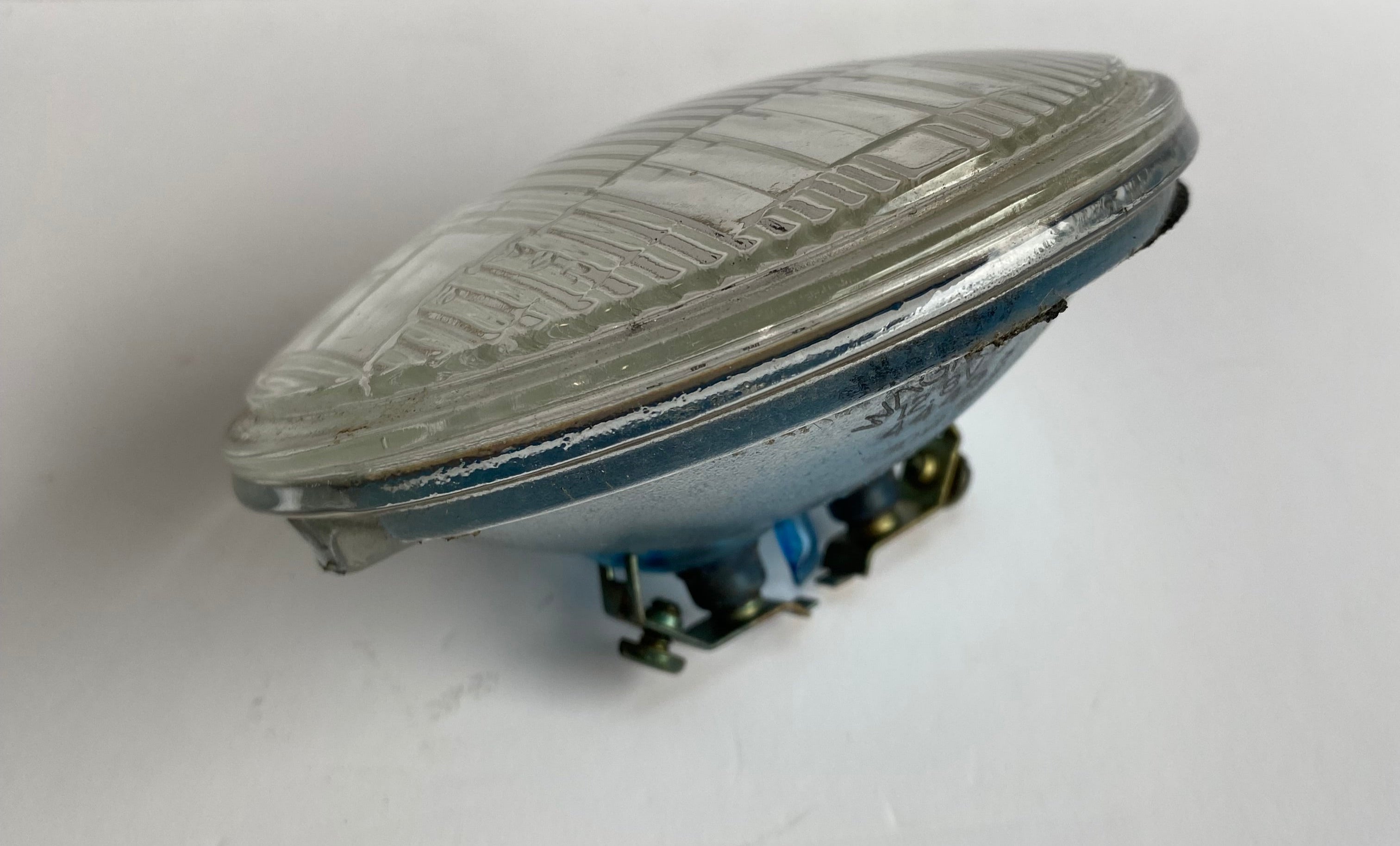 Optique 4-1/2 passing lamp sealed beam 12V Harley Davidson REF OEM 68674-69