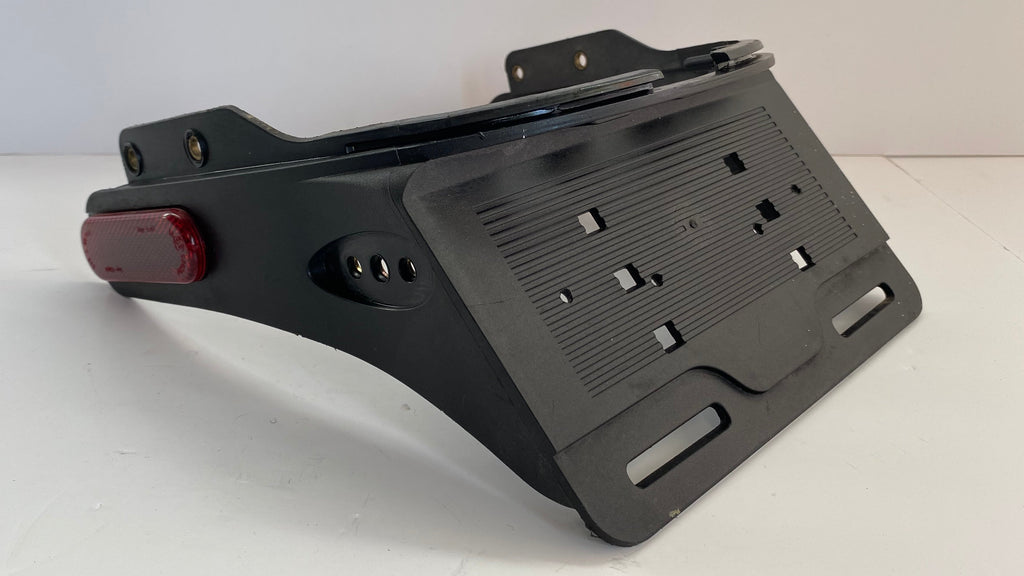 Support de plaque d'immatriculation VRSC Harley Davidson REF OEM 69051-01A