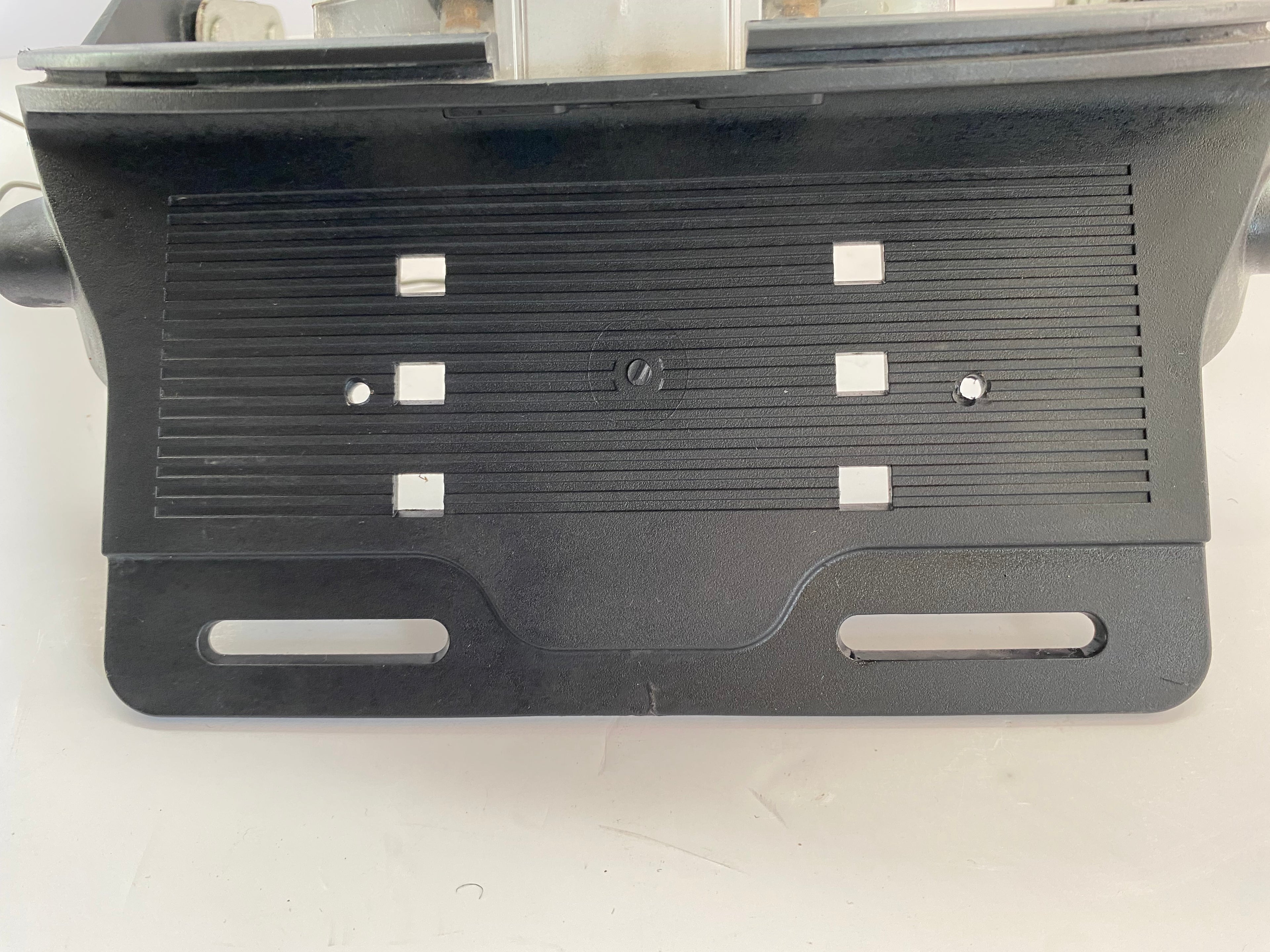 Support de plaque d'immatriculation VRSC Night Rod Harley Davidson REF 69086-07