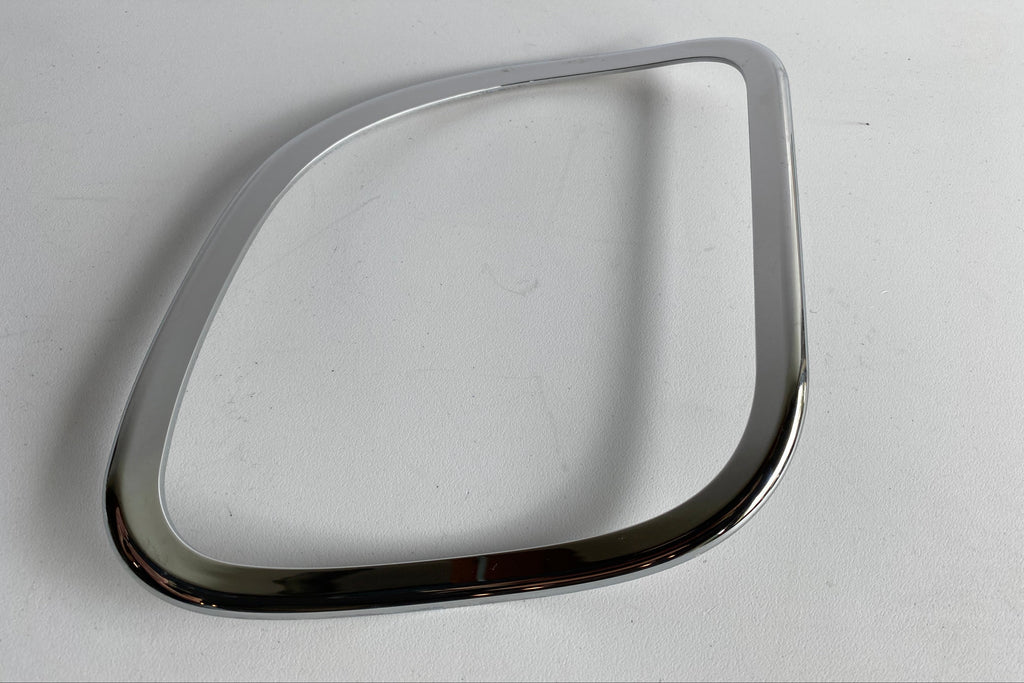 Entourages chromés hauts parleurs Road Glide Harley Davidson REF 61400297