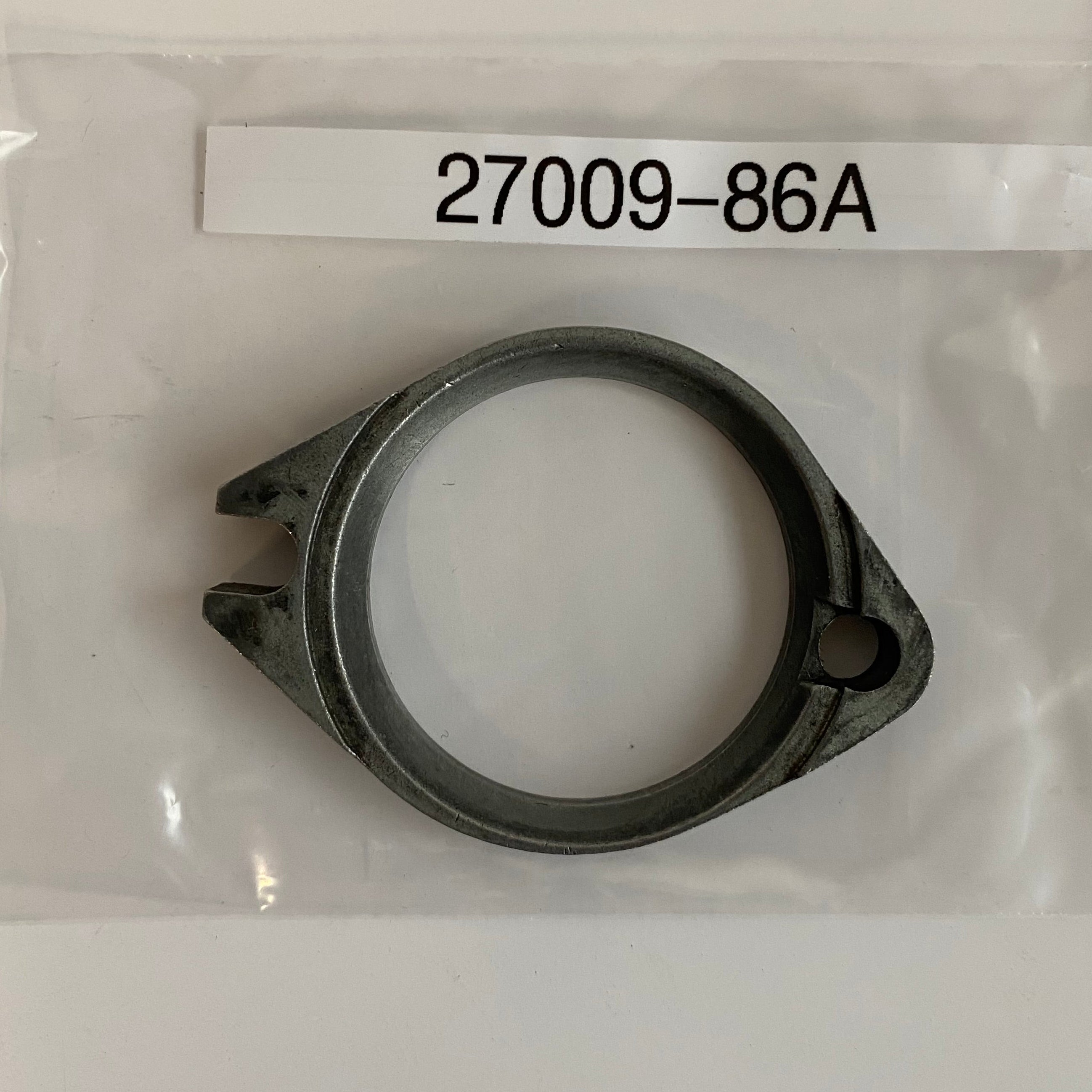 Bride pipe d'admission avant Harley Davidson REF OEM 27009-86A