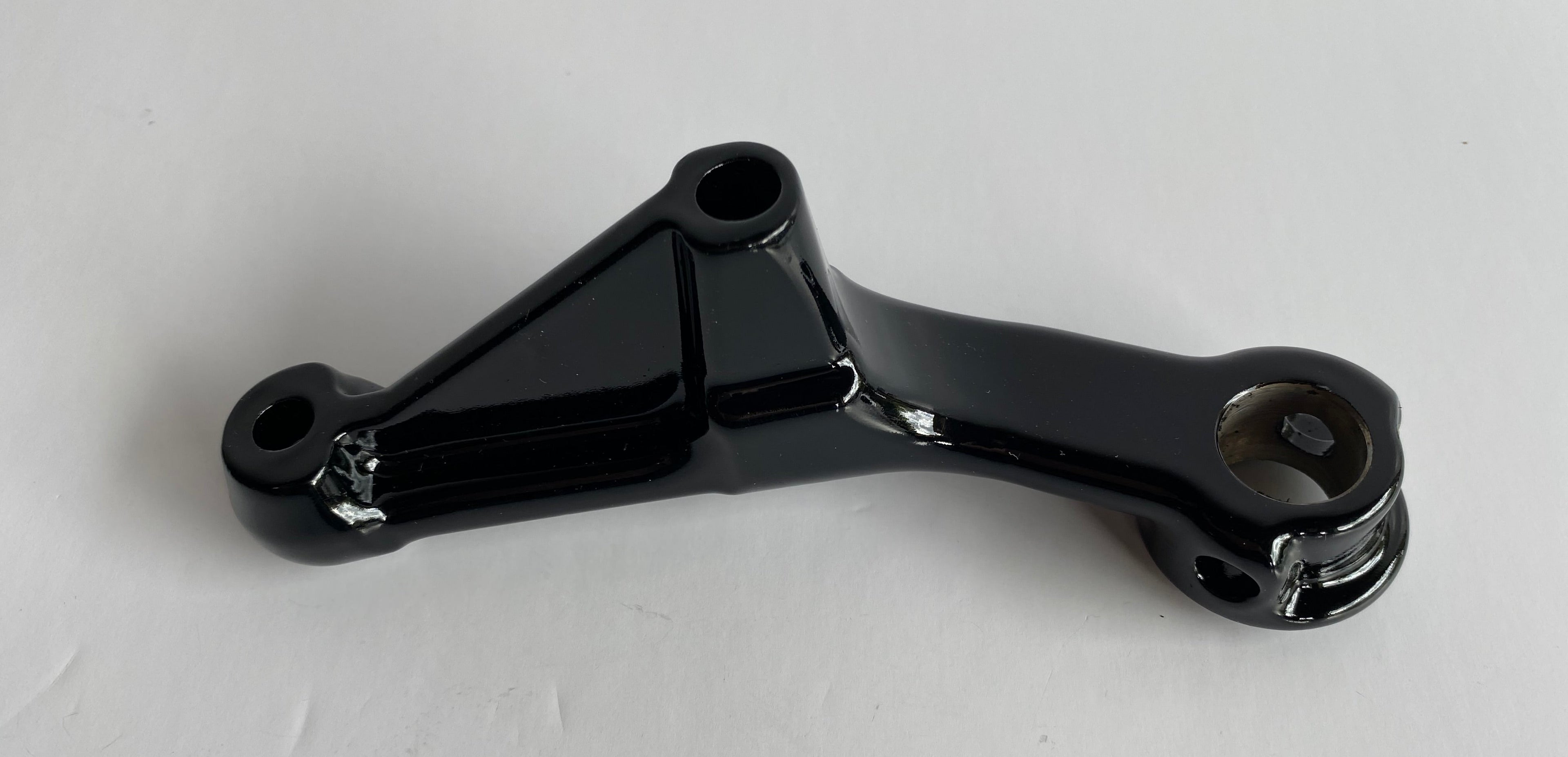 Support de cale pied pilote gauche VROD Harley Davidson REF OEM 51091-06BK