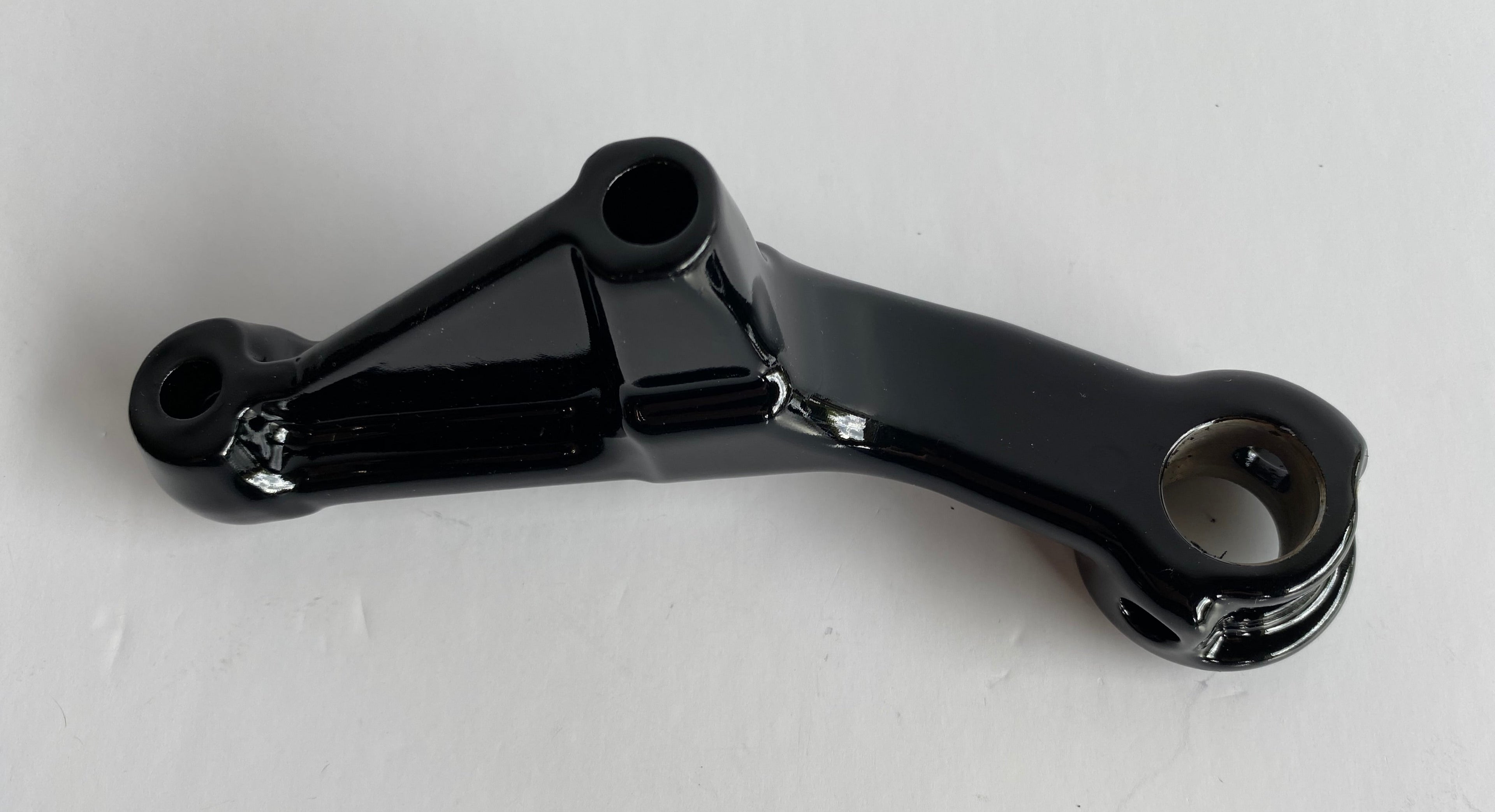 Support de cale pied pilote gauche VROD Harley Davidson REF OEM 51091-06BK