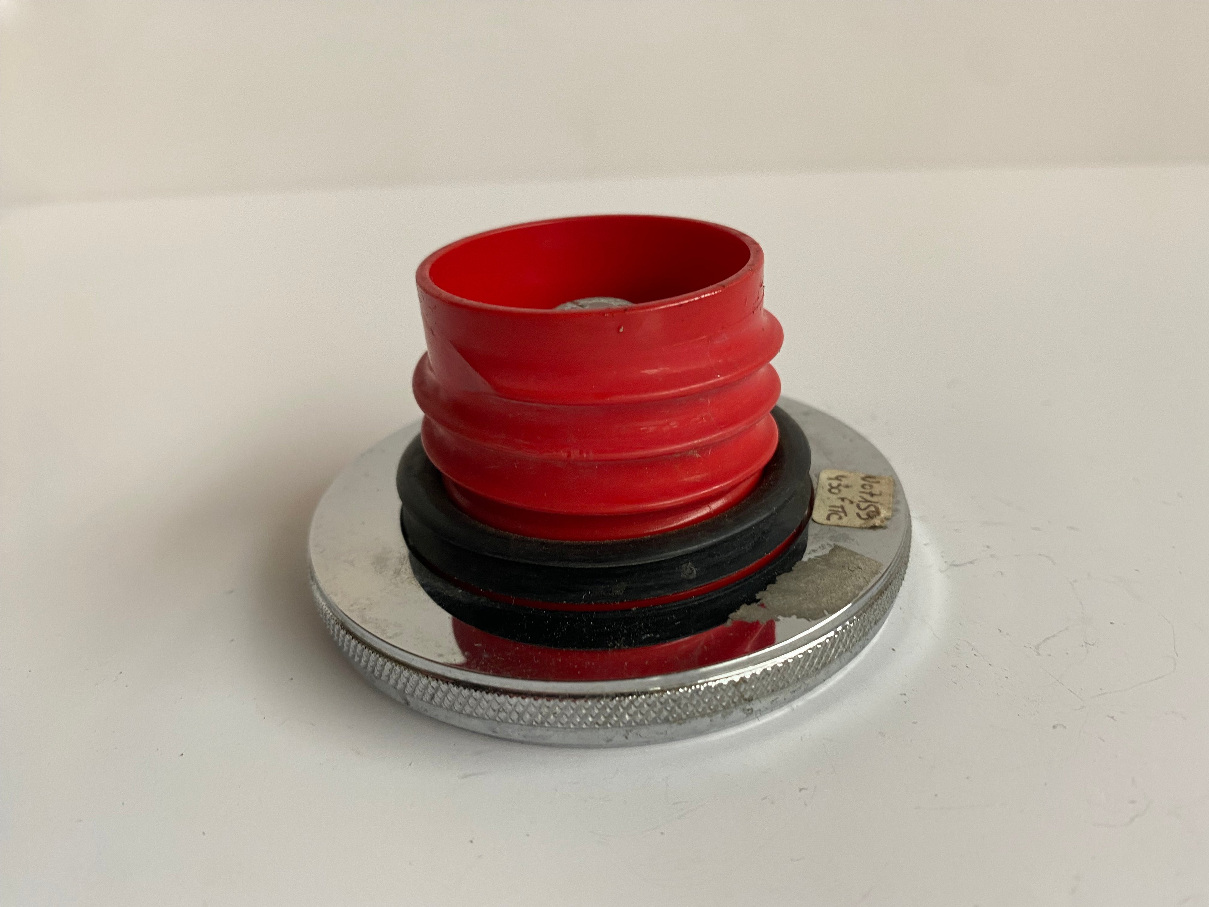 Bouchon de réservoir d'essence flamme gauche Harley Davidson Arlen Ness