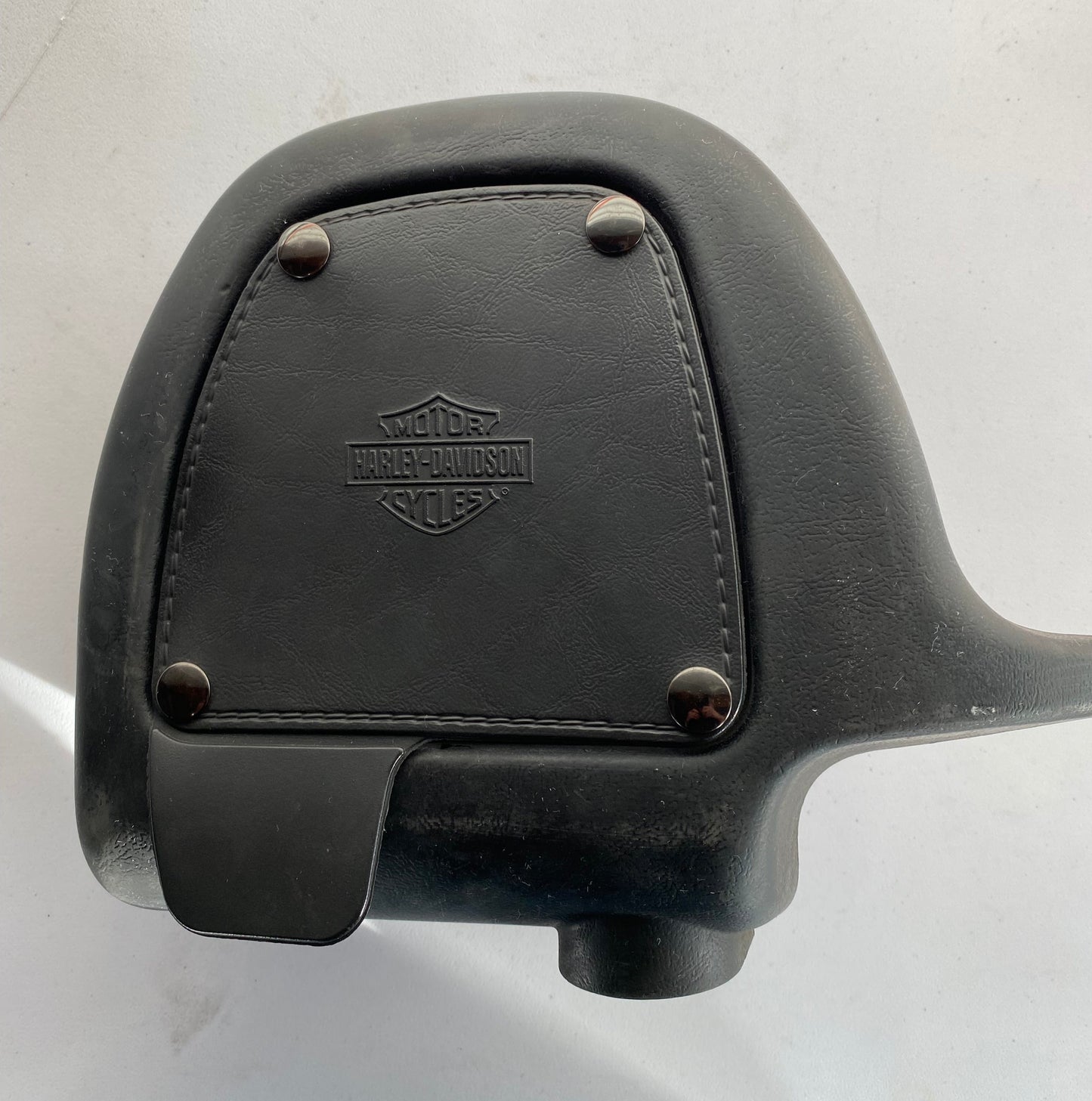 Left fairing pocket empty Harley Davidson OEM REF: 58901-05 / 58681-05 / 58903-05