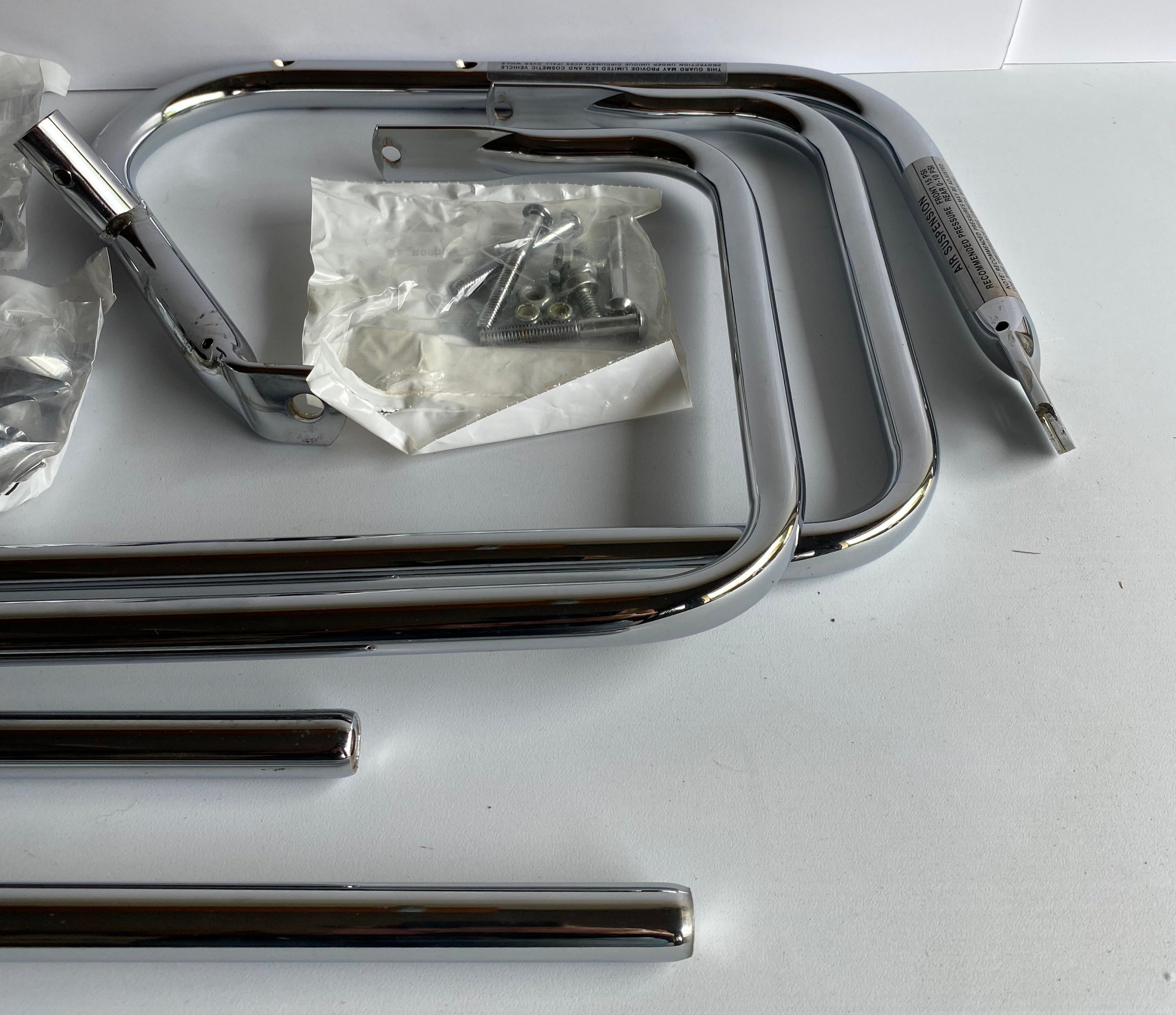 Kit de barres de protection sacoches Touring Harley Davidson REF OEM 91126-97