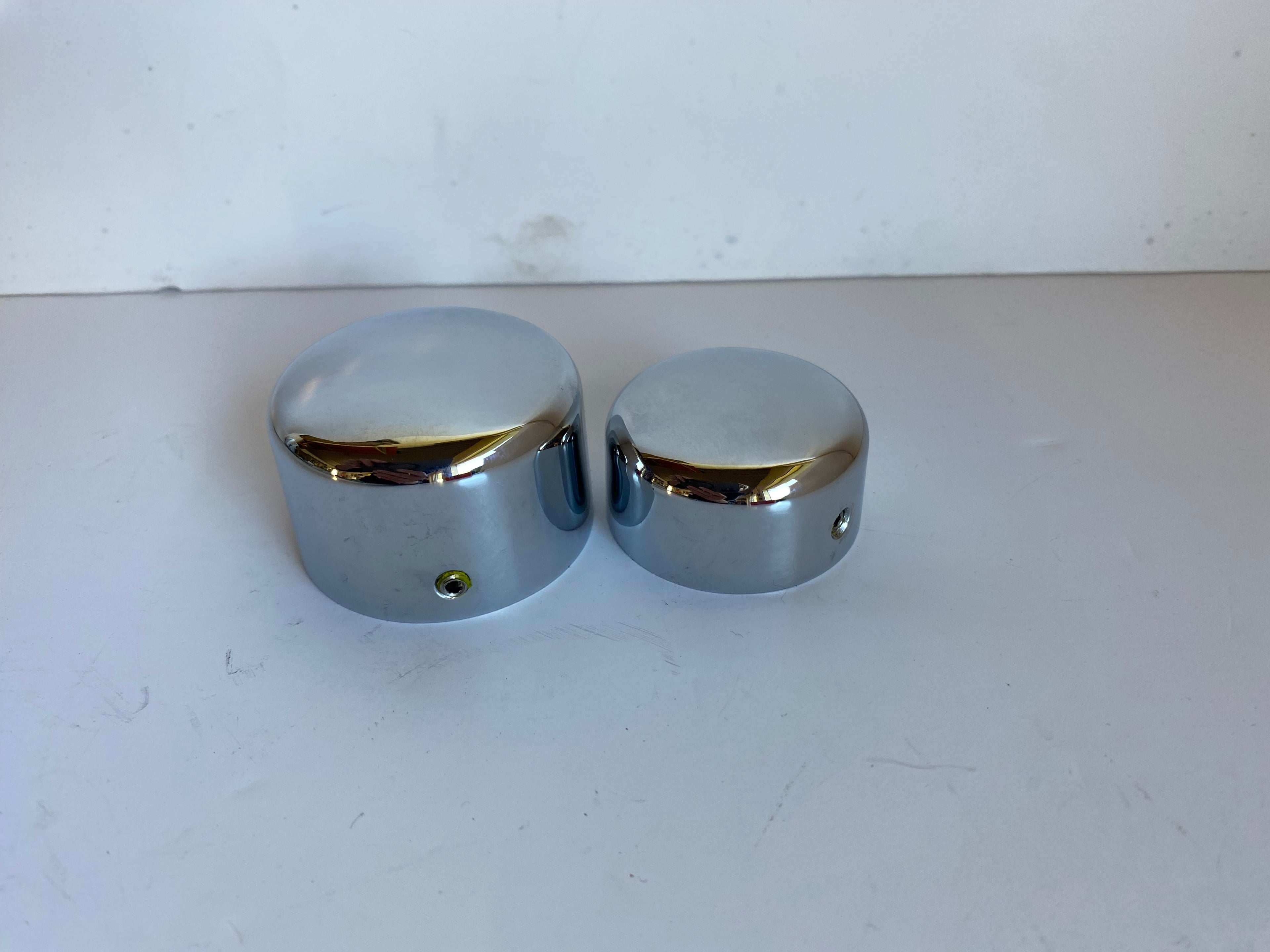 Jeu de caches axe de roue arrière chromés Dyna Harley Davidson REF 41705-09