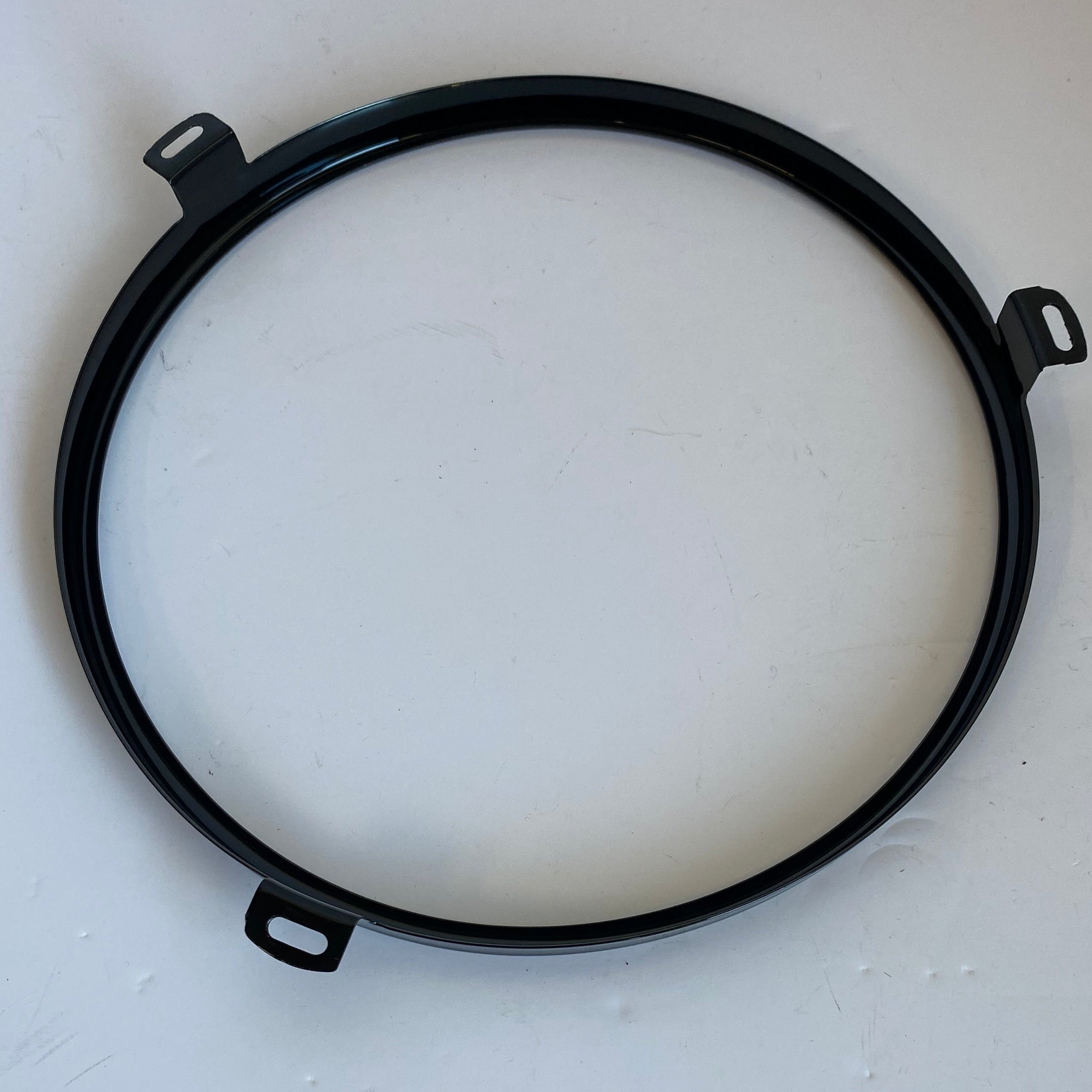 Cerclage de maintien optique de phare noir 7 pouces Harley Davidson REF OEM 67700068