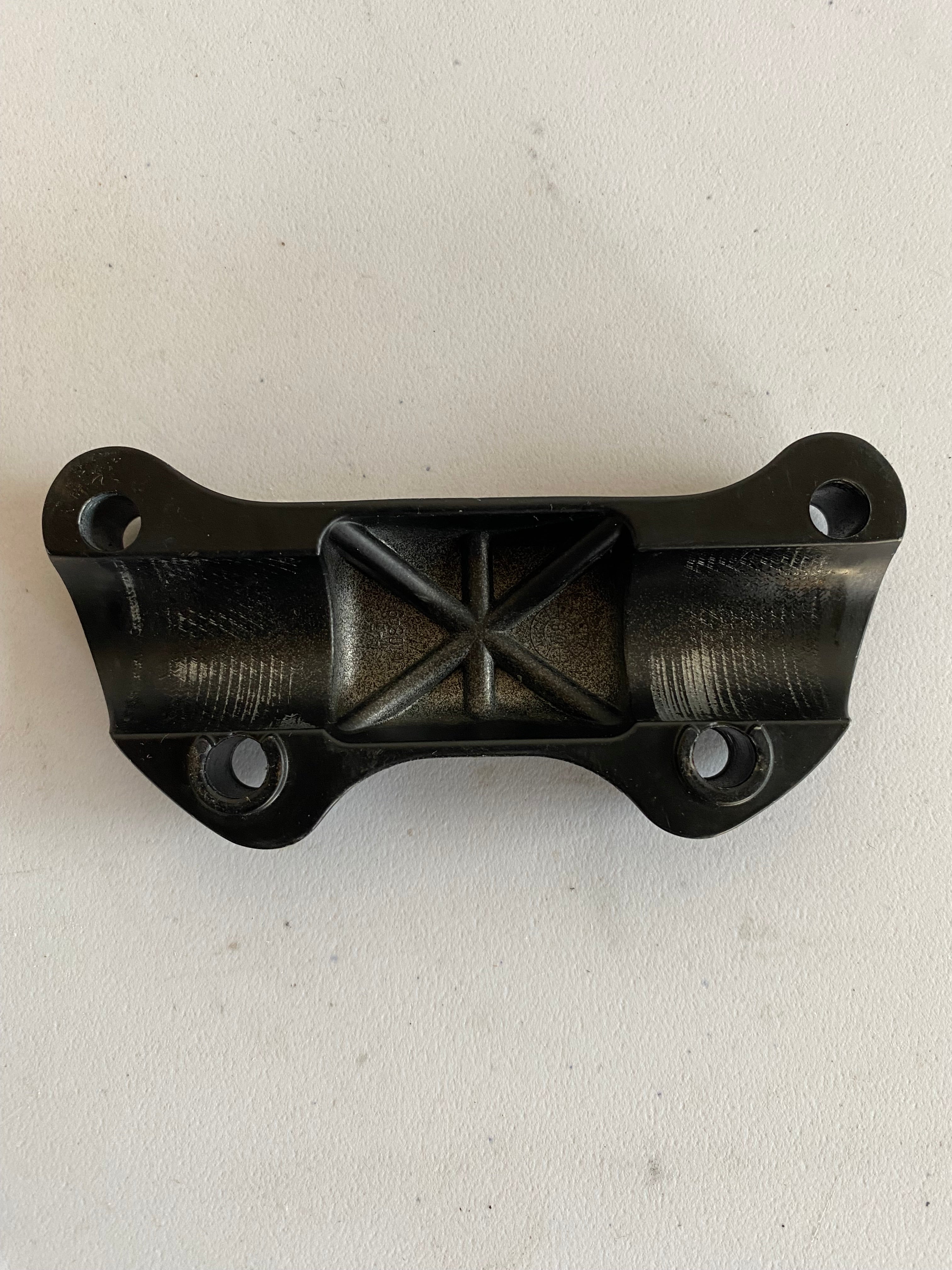 Harley Davidson Black Riser Bridge OEM REF: 56115-95