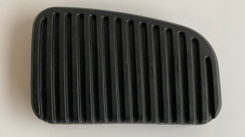 Caoutchouc de pédale de frein arrière Softail M8 Harley Davidson REF OEM 50600224