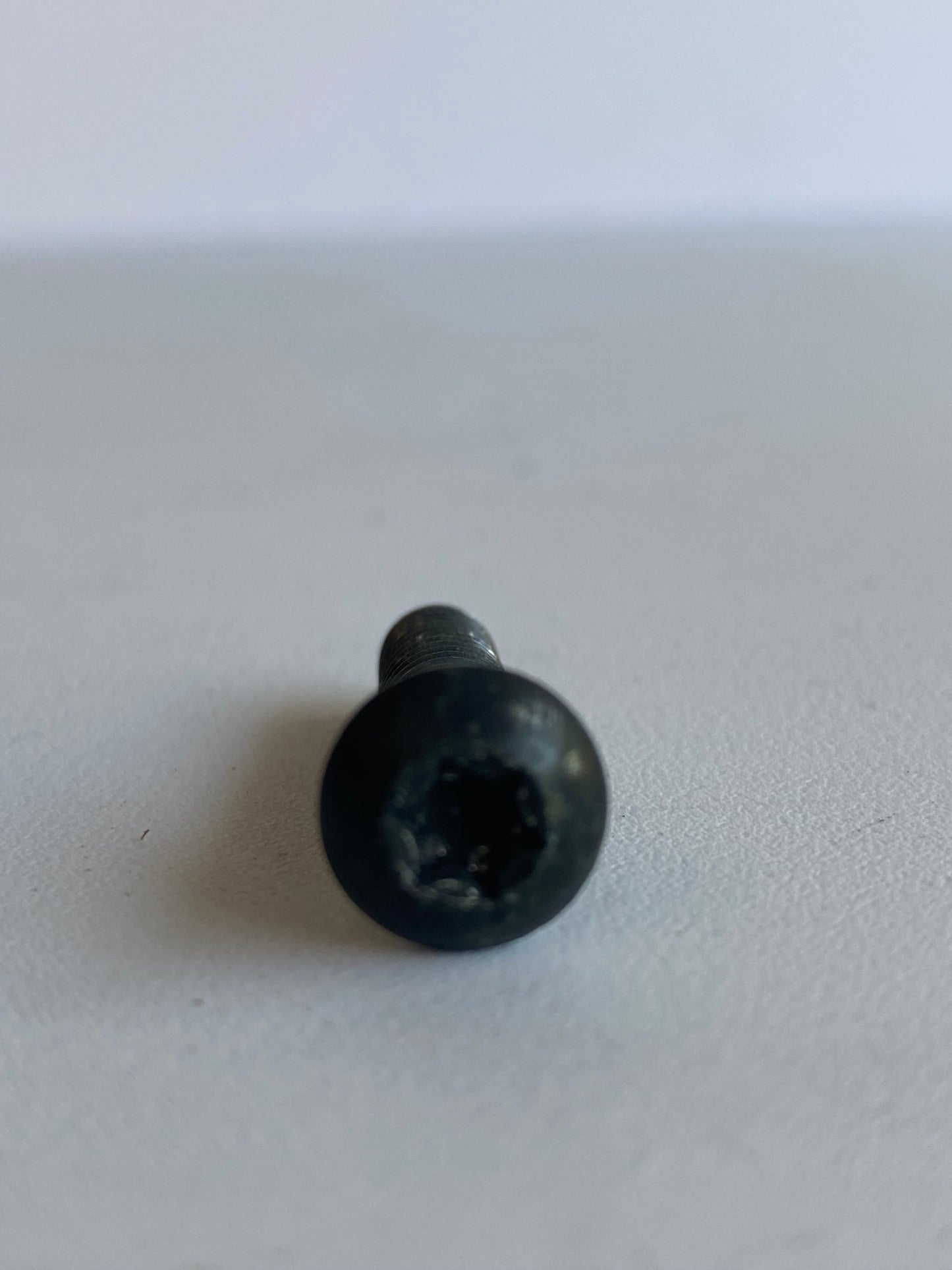 Vis de collier support de levier 1/4-20 x 1-1/8 Torx Harley Davidson REF OEM 4132