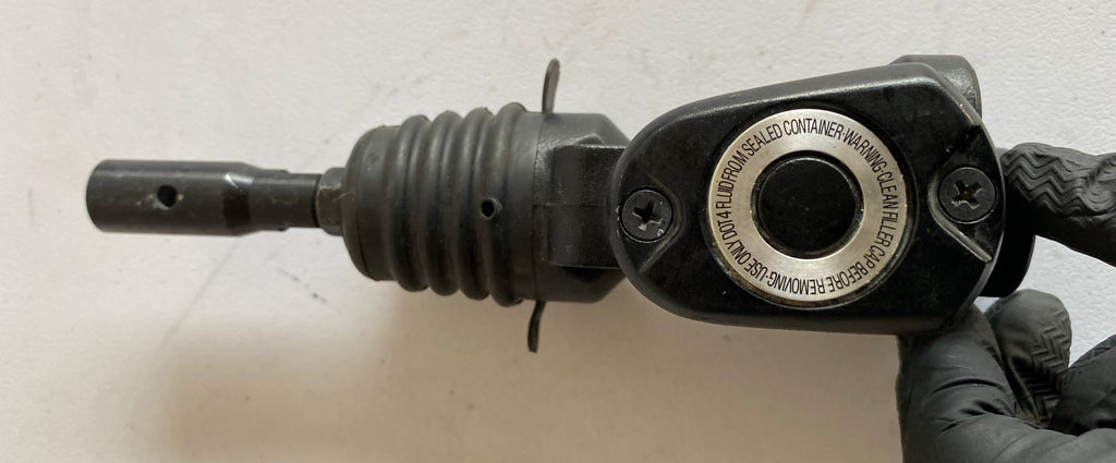Harley Davidson rear brake master cylinder REF OEM: 41700025
