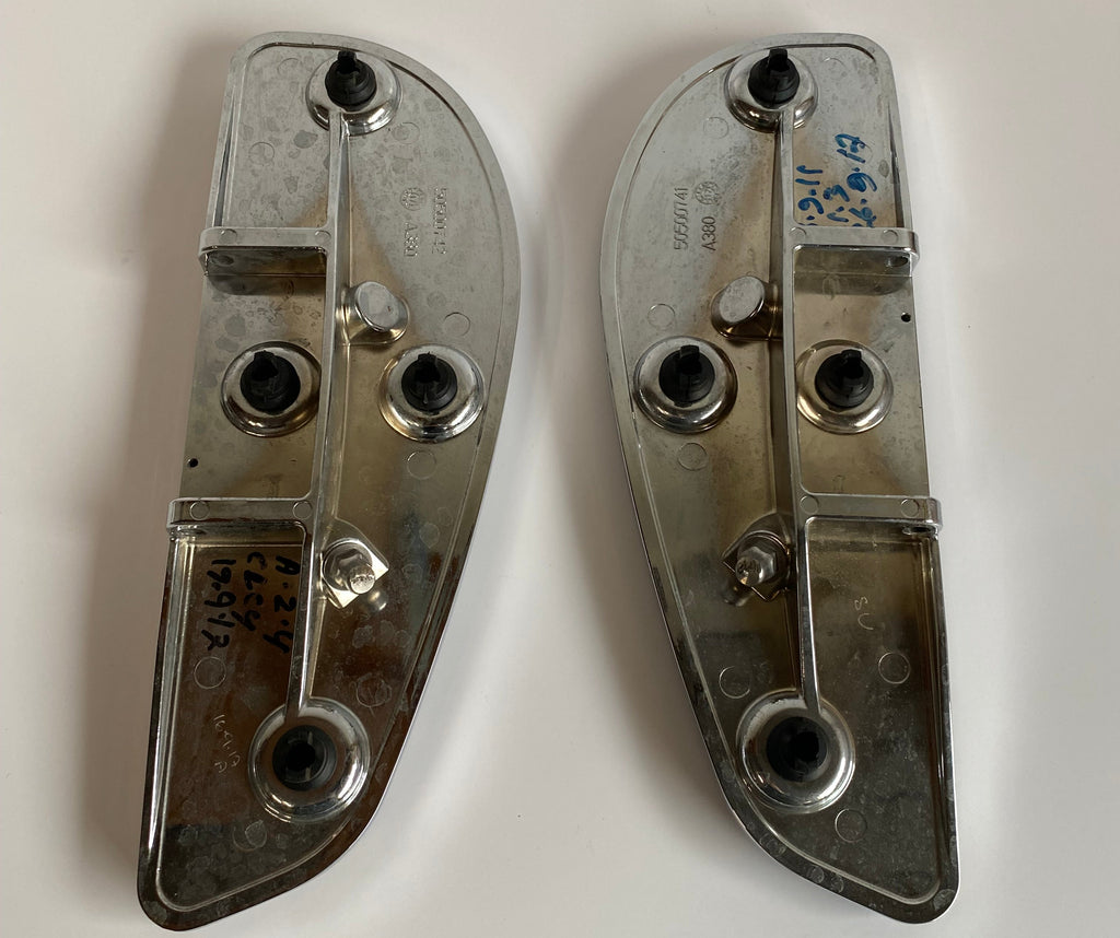 Jeu de marches pieds Softail M8 Harley Davidson REF OEM 50500635A & 50500634A