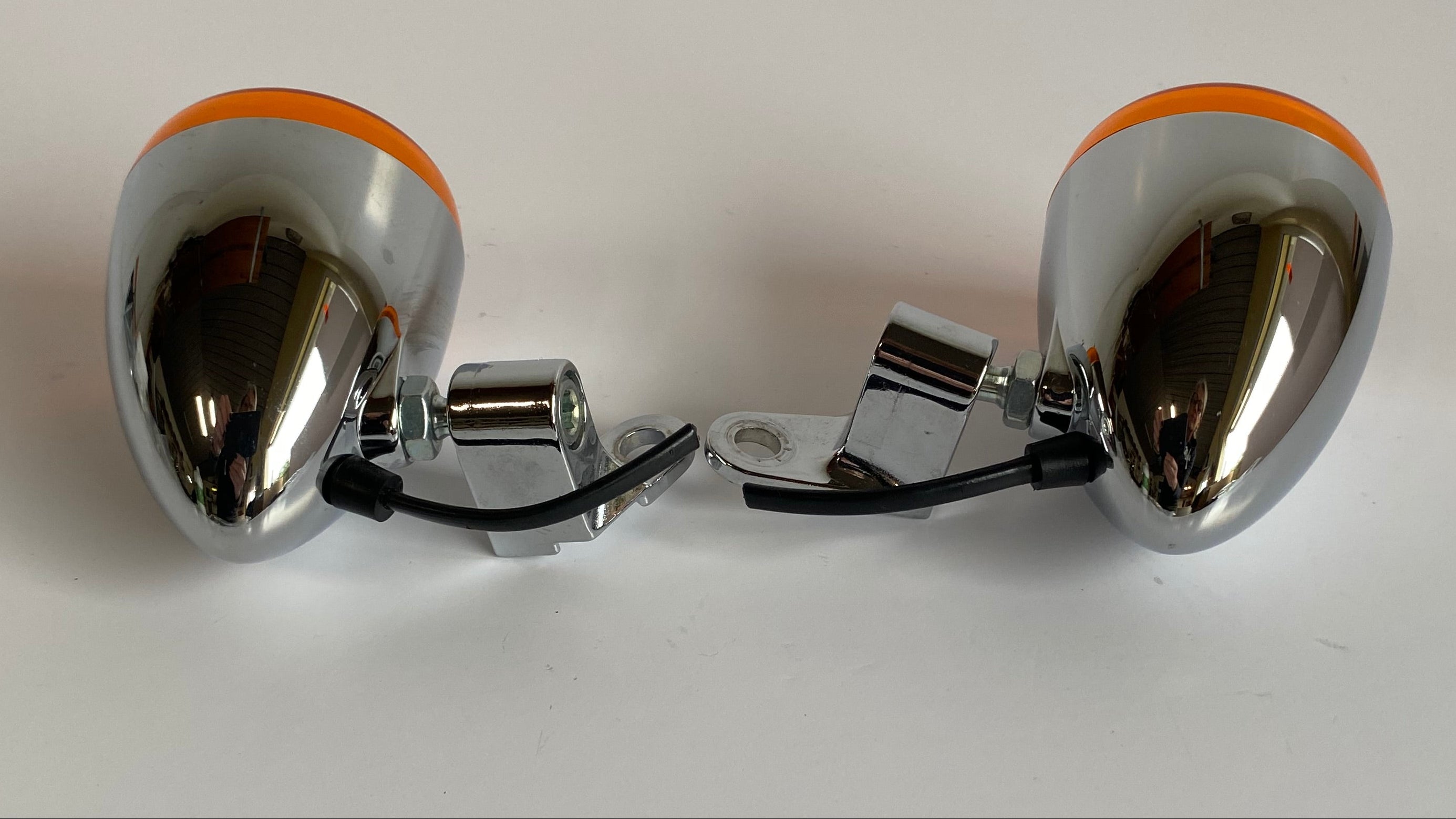 Jeu de clignotants avant chromés Softail M8 Harley Davidson REF OEM 67800141