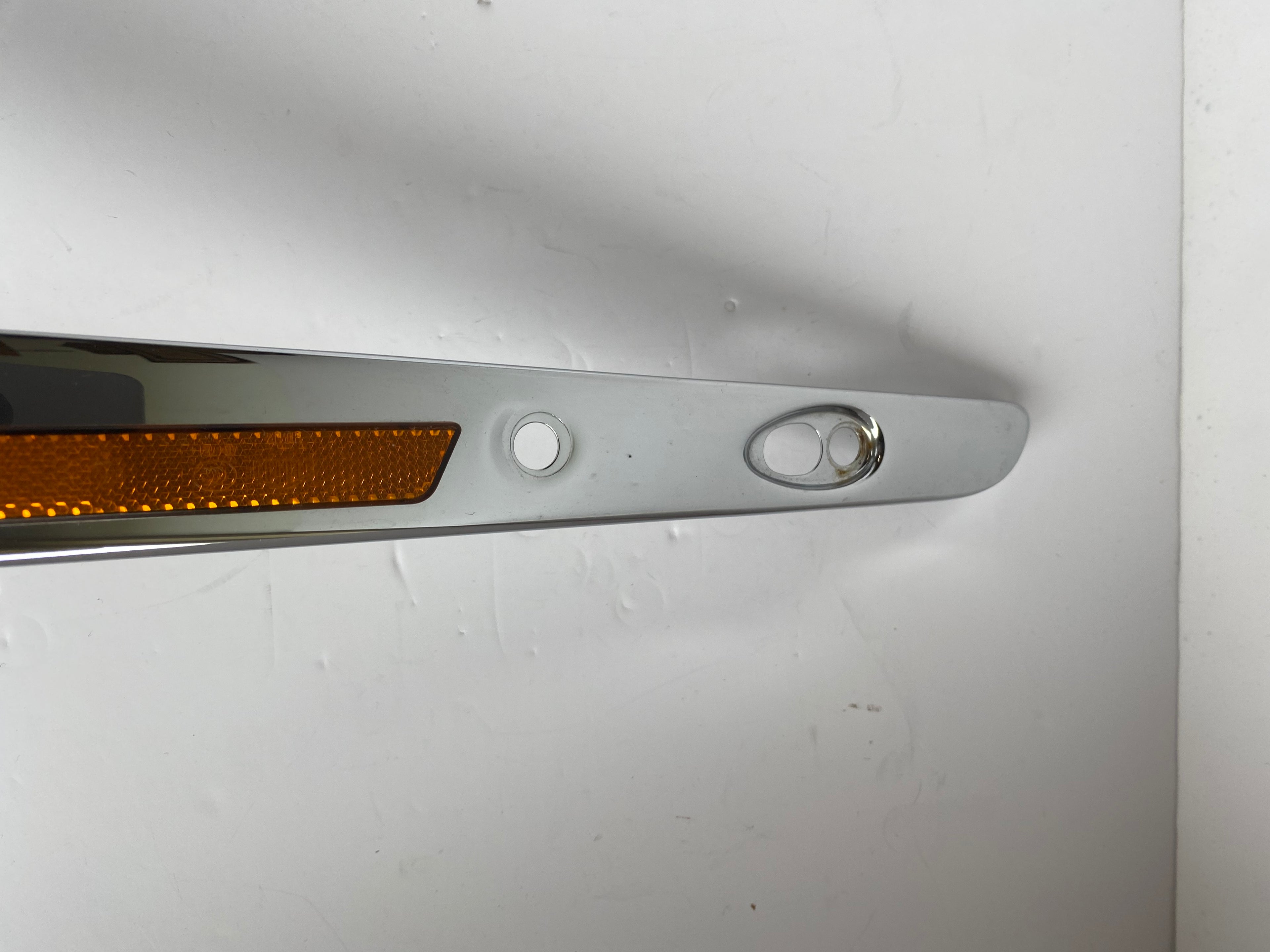 Sabre chromé gauche Dyna Fat Bob Harley Davidson REF OEM 59281-08