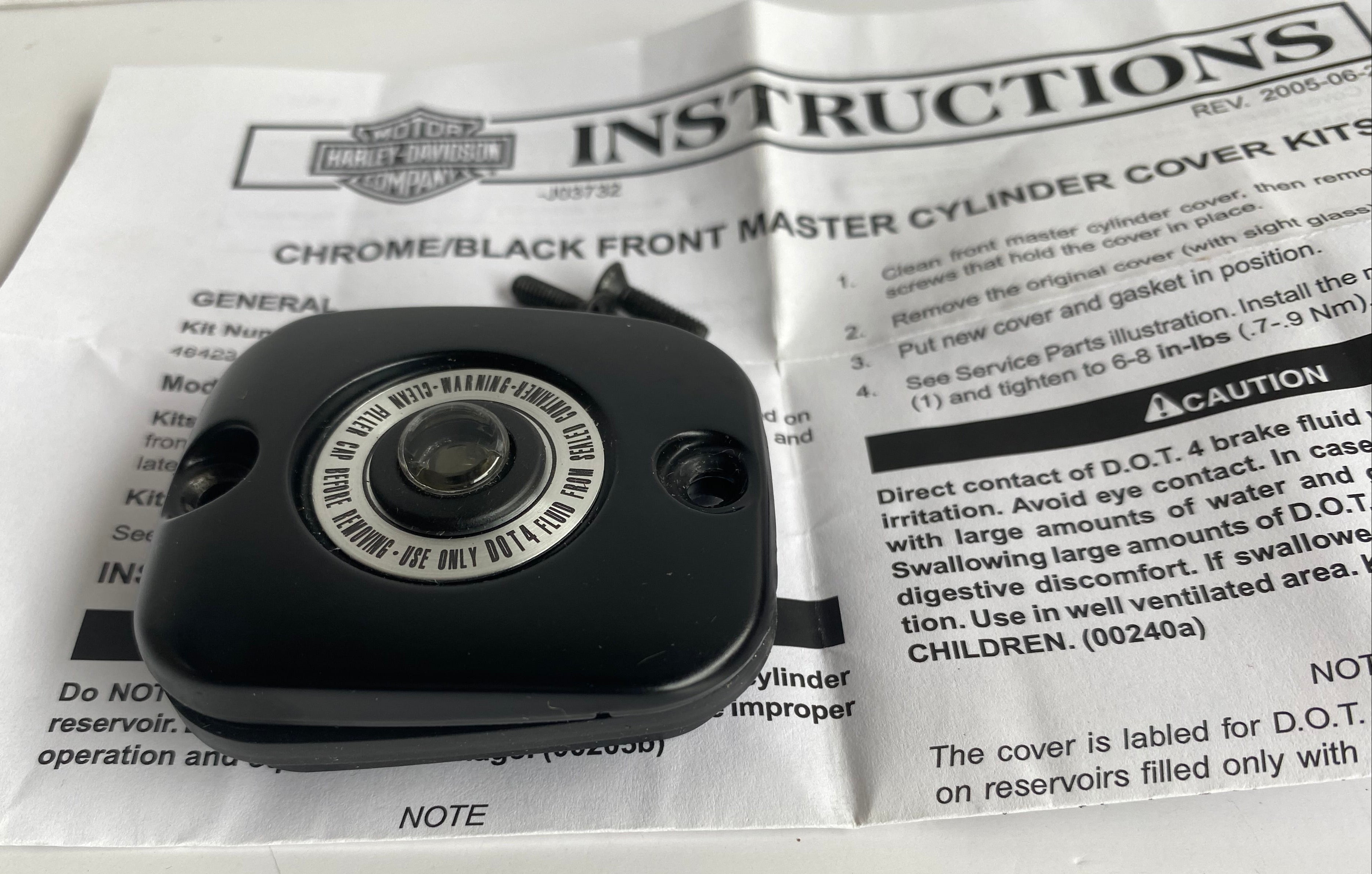 Couvercle de maitre cylindre de frein avant Harley Davidson REF OEM 46423-05A