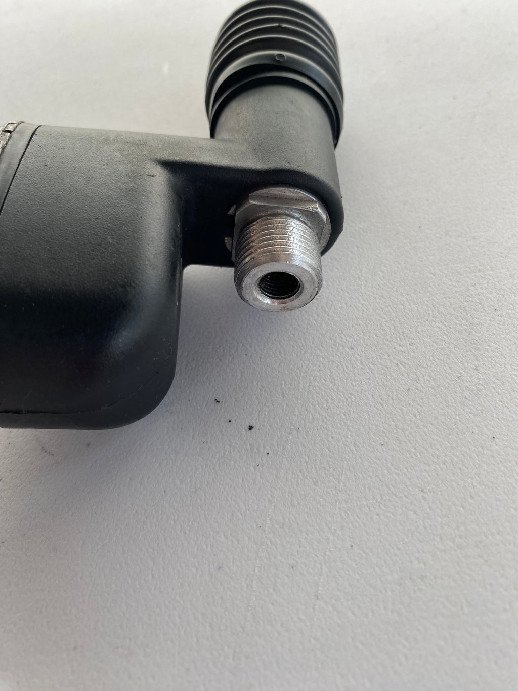 Maitre cylindre de freins arrière Harley Davidson REF OEM : 41767-05E