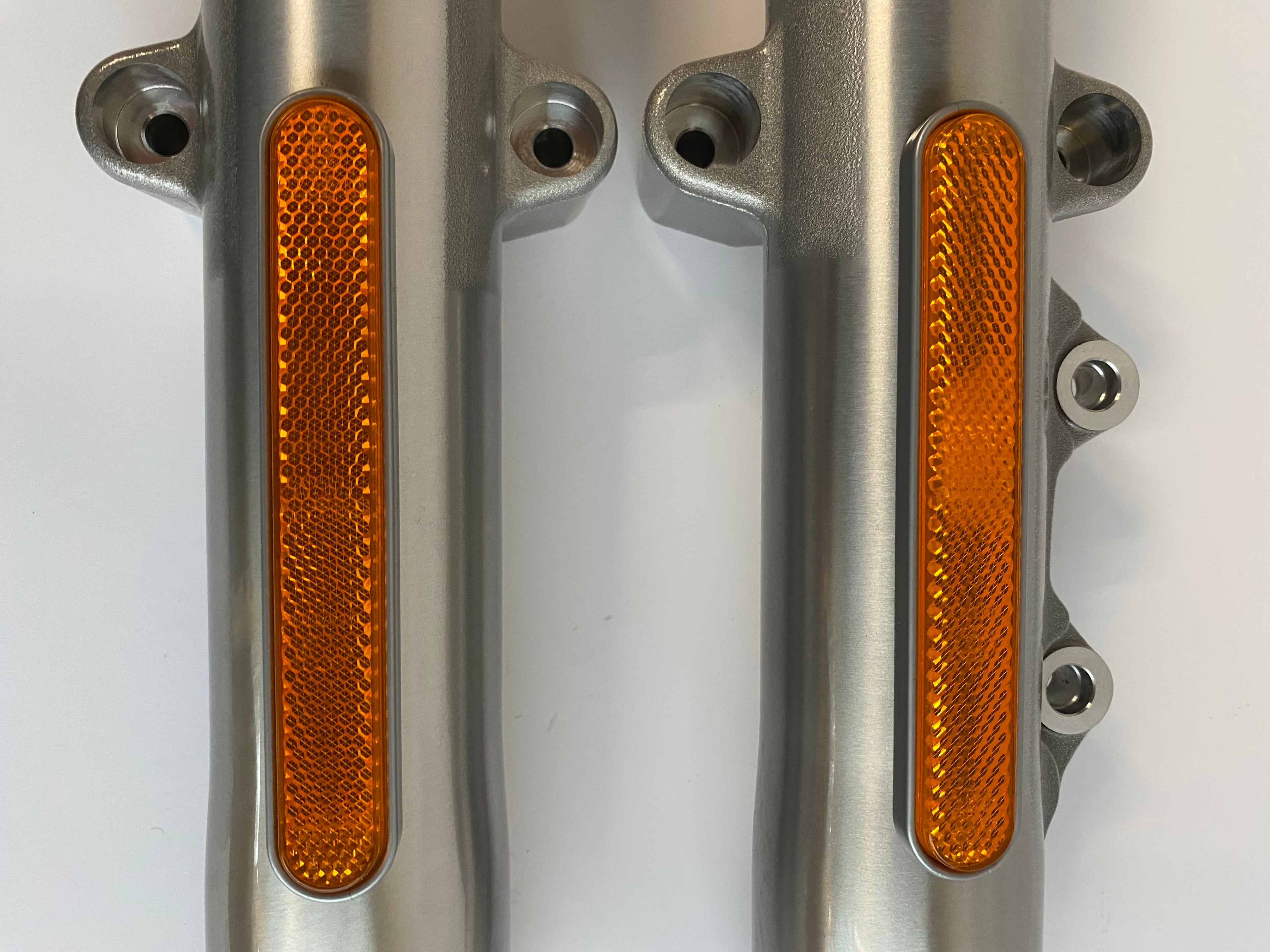 Jeu de fourreaux de fourche Softail Fat Boy Harley Davidson REF OEM 45400183 / 45400184