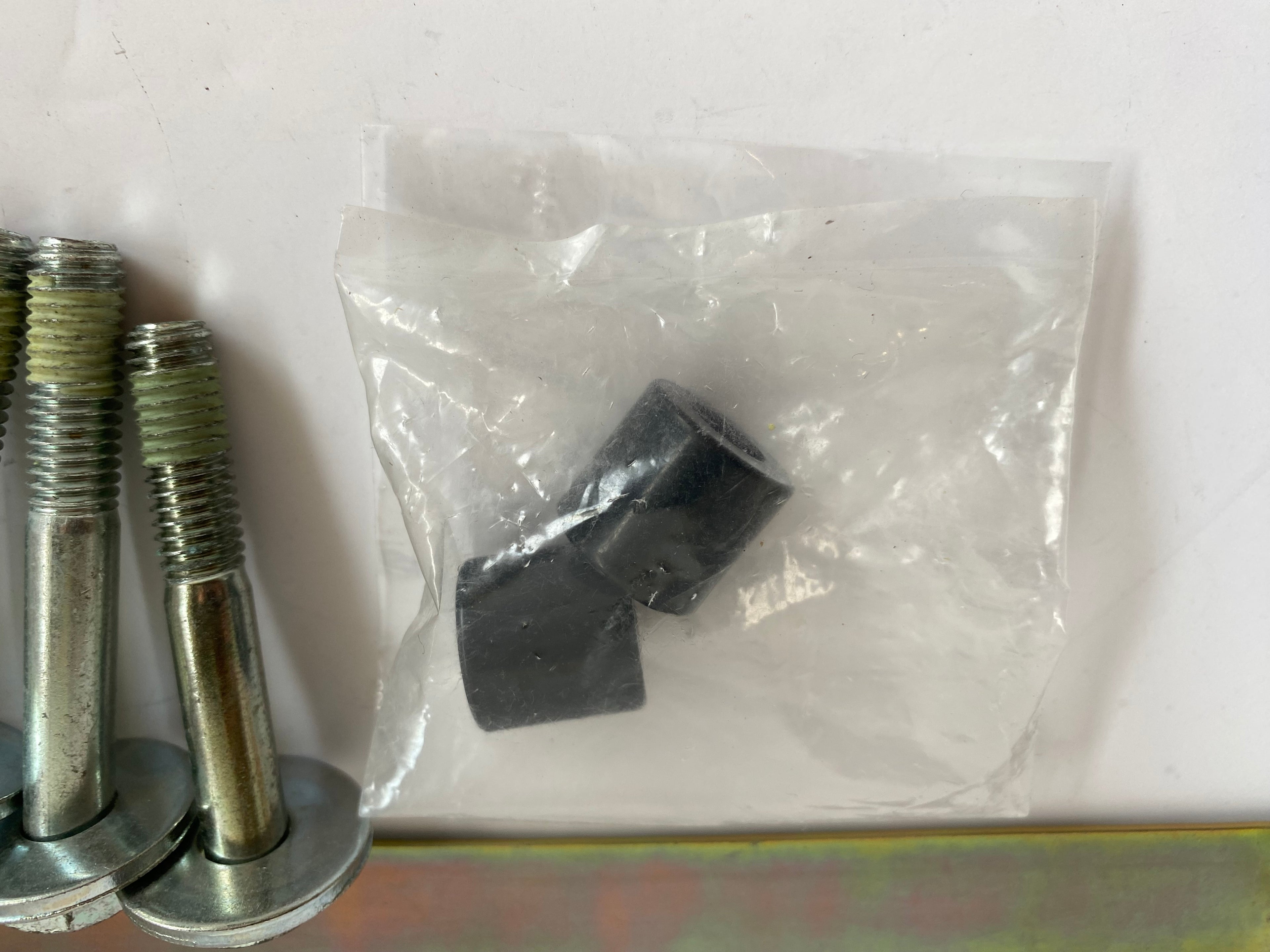 Kit de fixation garde boue arrière Dyna Harley Davidson REF OEM 59512-06B