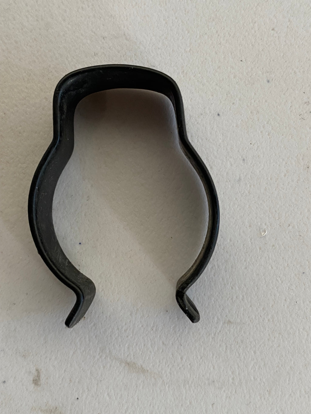 Clips attache câble cadre Harley Davidson REF OEM : 10289A
