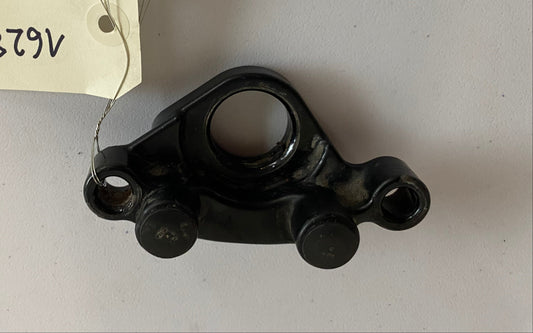 Harley Davidson Front Left Engine Mount OEM REF: 16287-04