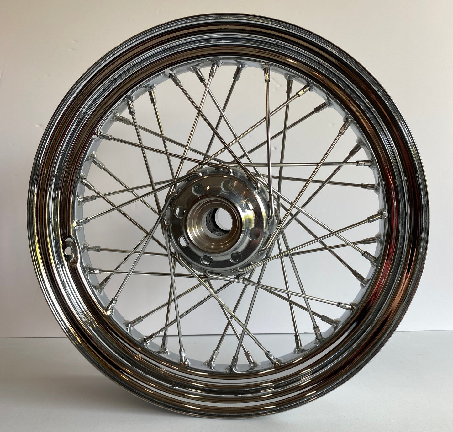 Roue à rayons avant chromée 16 pouces Softail Harley Davidson REF OEM 40700-05A